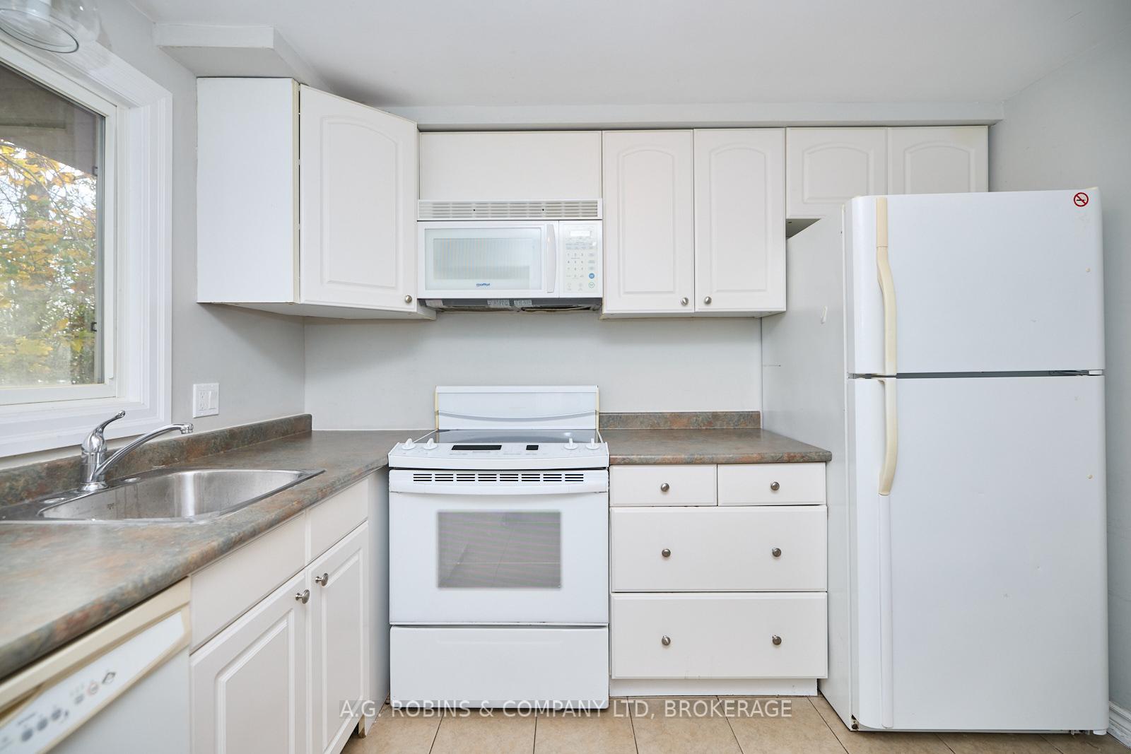 Photo 12 of 3 Calcott Court, Thorold, Confederation Heights — HOMEH
