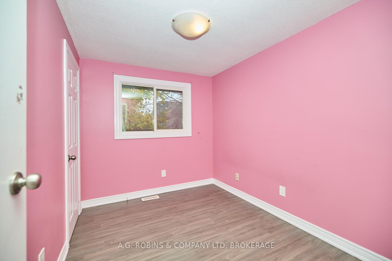 Photo 24 of 3 Calcott Court, Thorold, Confederation Heights — HOMEH