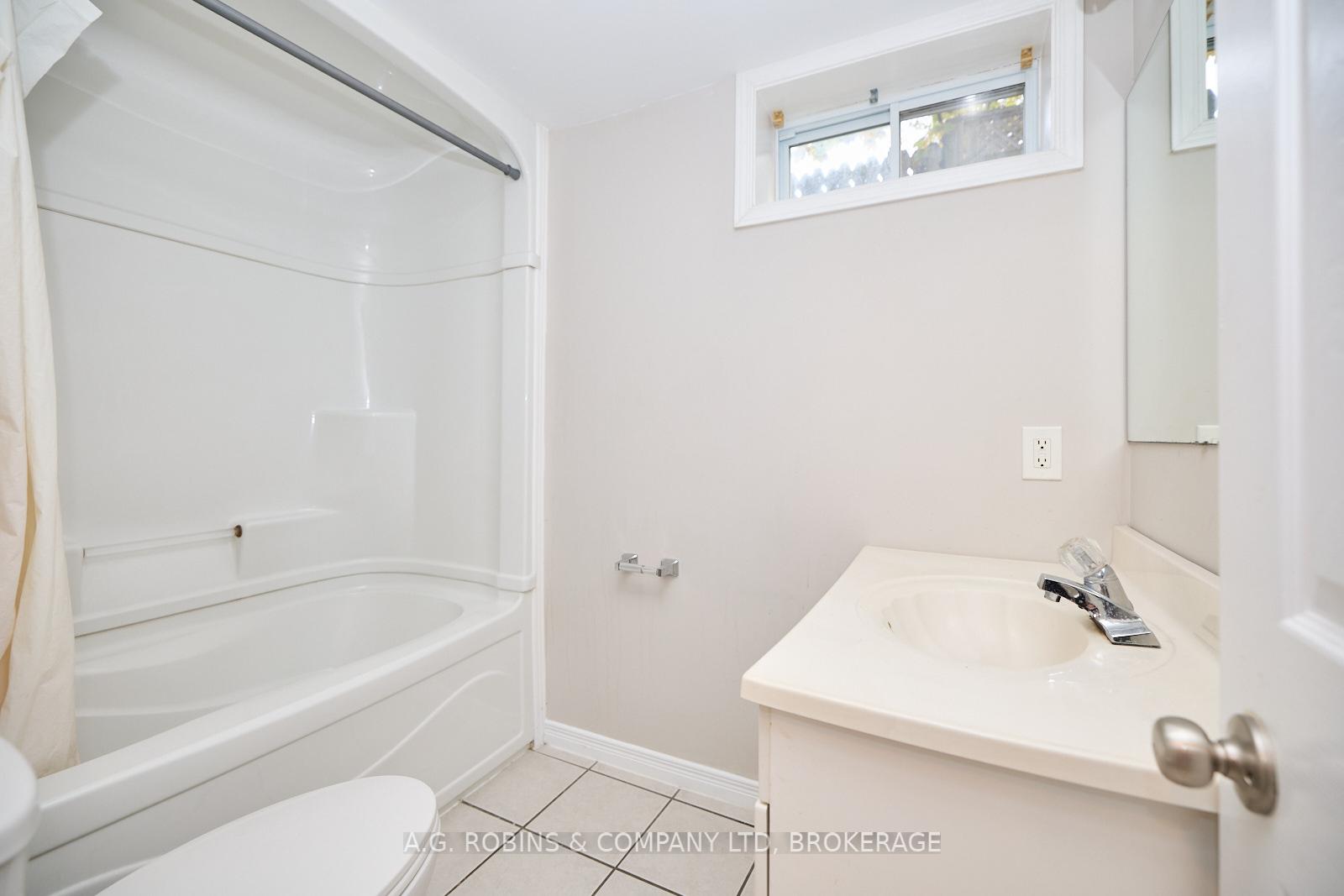 Photo 29 of 3 Calcott Court, Thorold, Confederation Heights — HOMEH