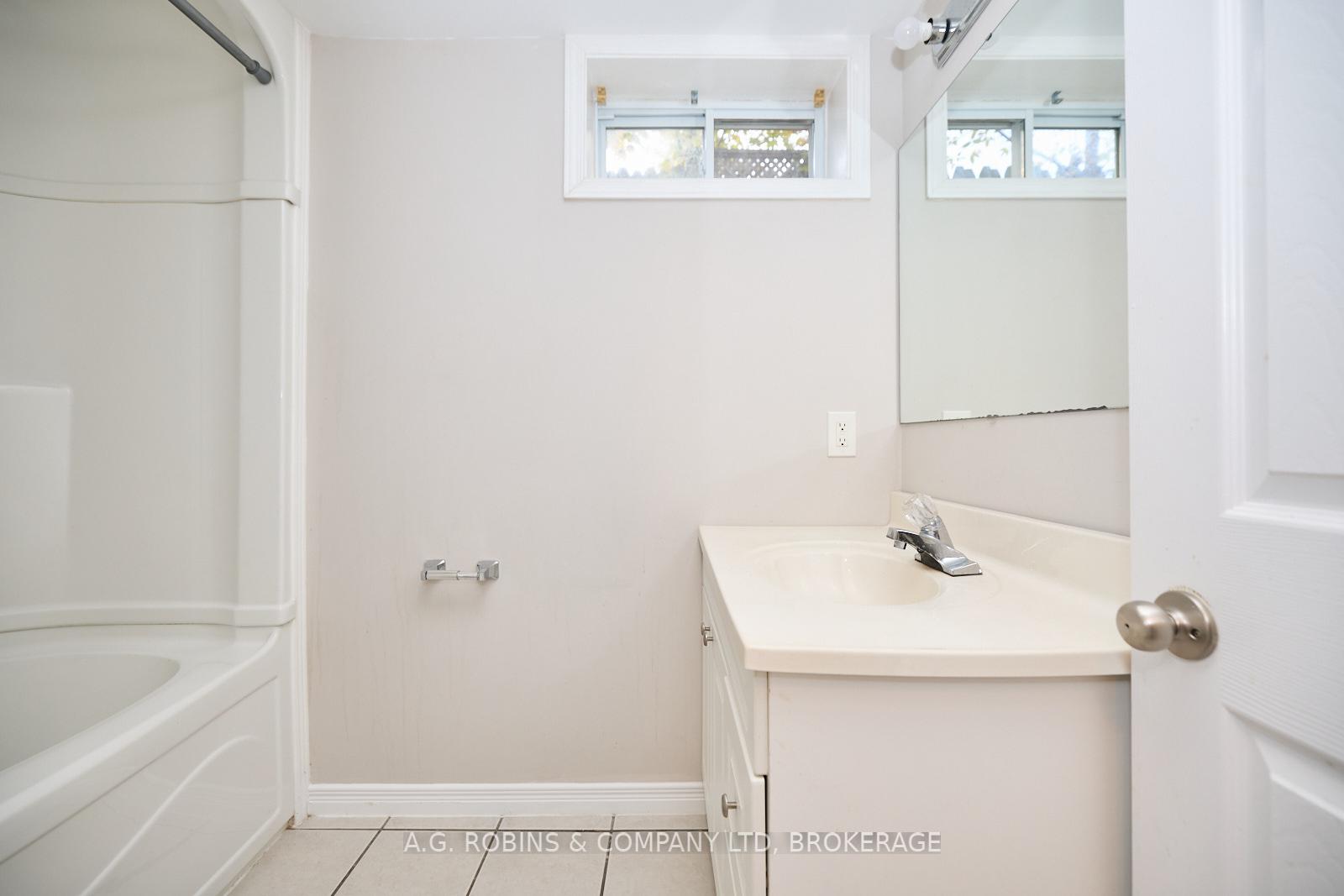 Photo 30 of 3 Calcott Court, Thorold, Confederation Heights — HOMEH