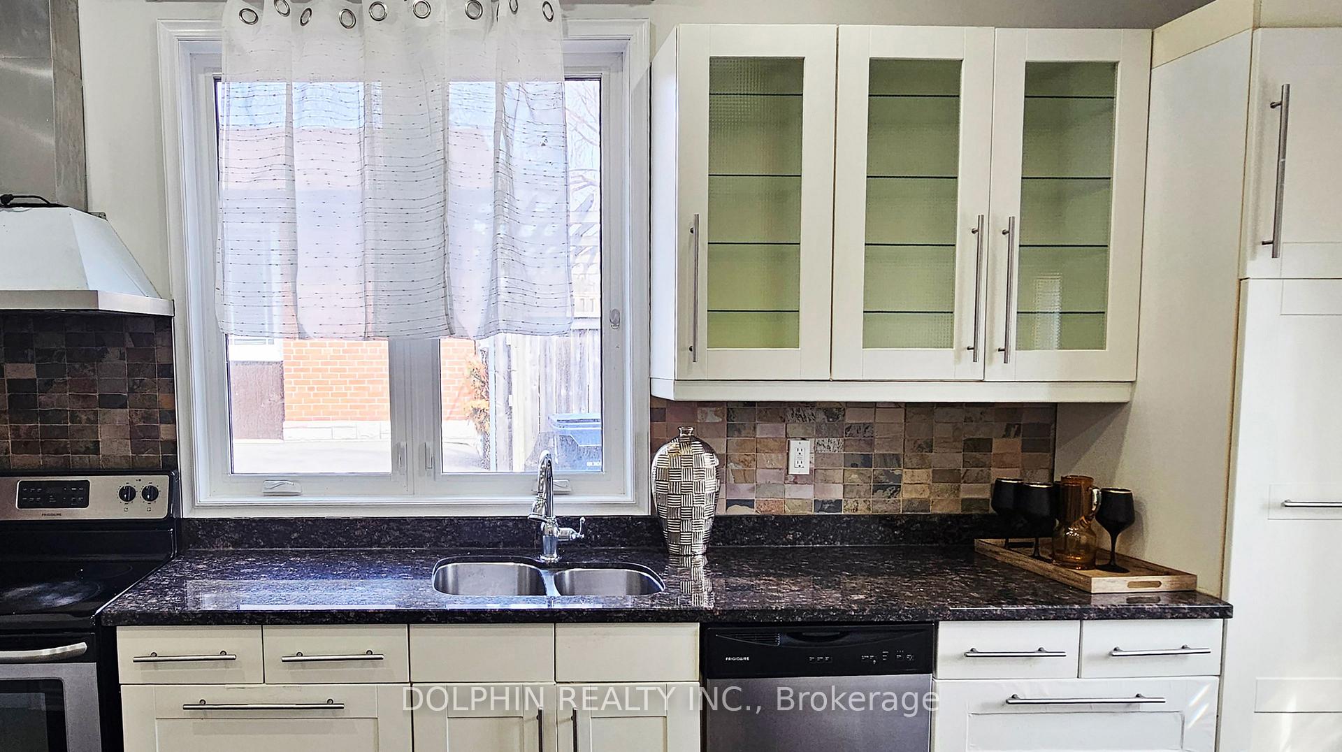 Photo 31 of 1441 Danforth Road, Scarborough, Bendale — HOMEH