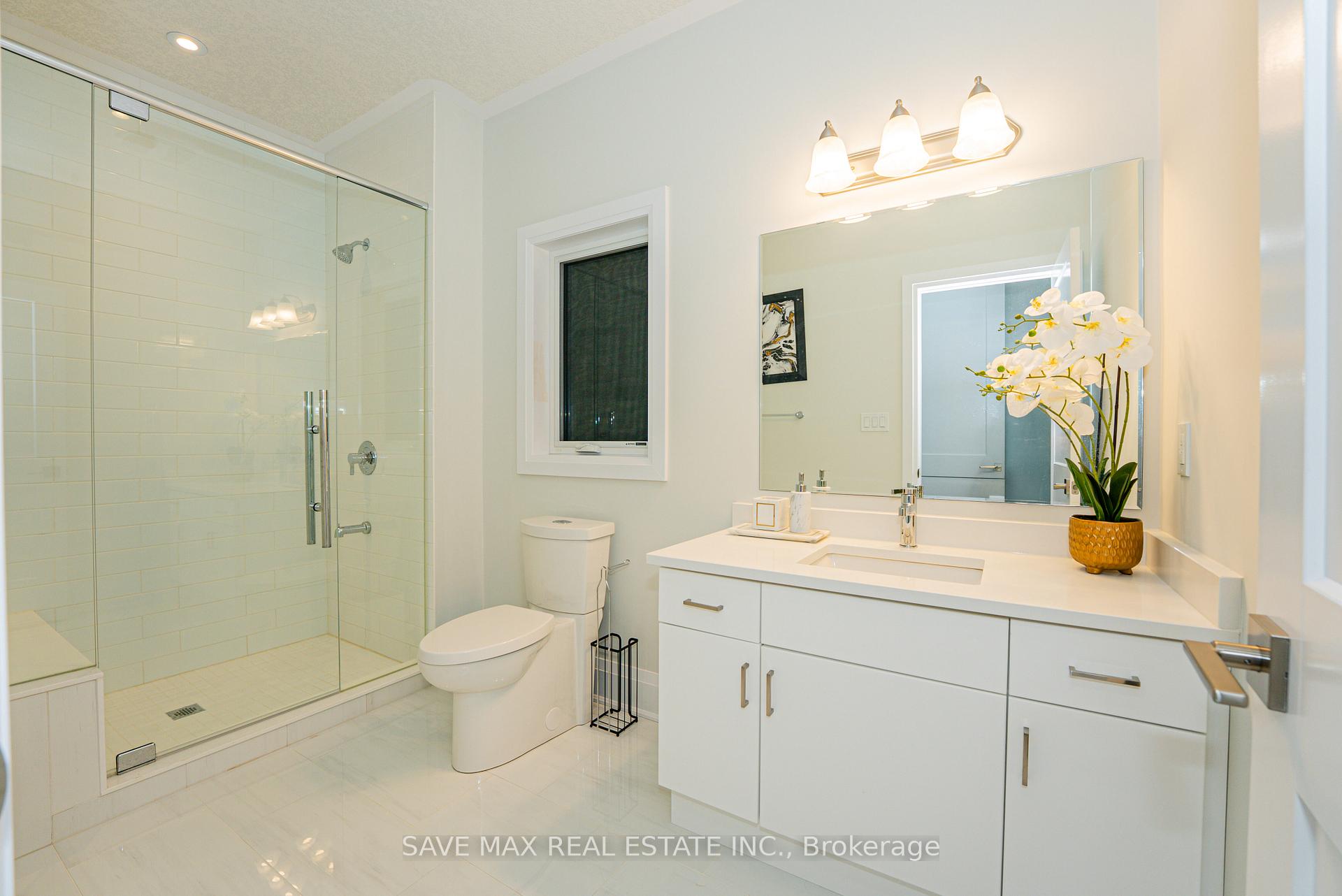 Photo 19 of 26 Falconridge Drive, Kitchener — HOMEH