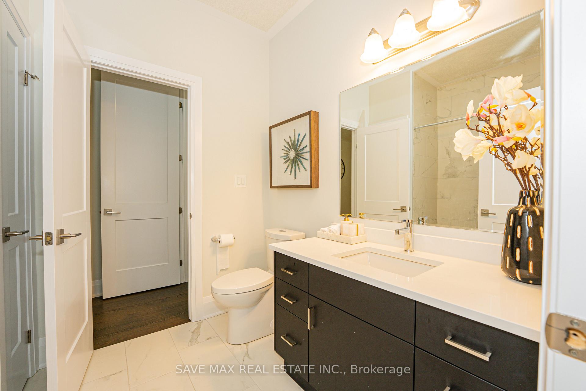 Photo 33 of 26 Falconridge Drive, Kitchener — HOMEH