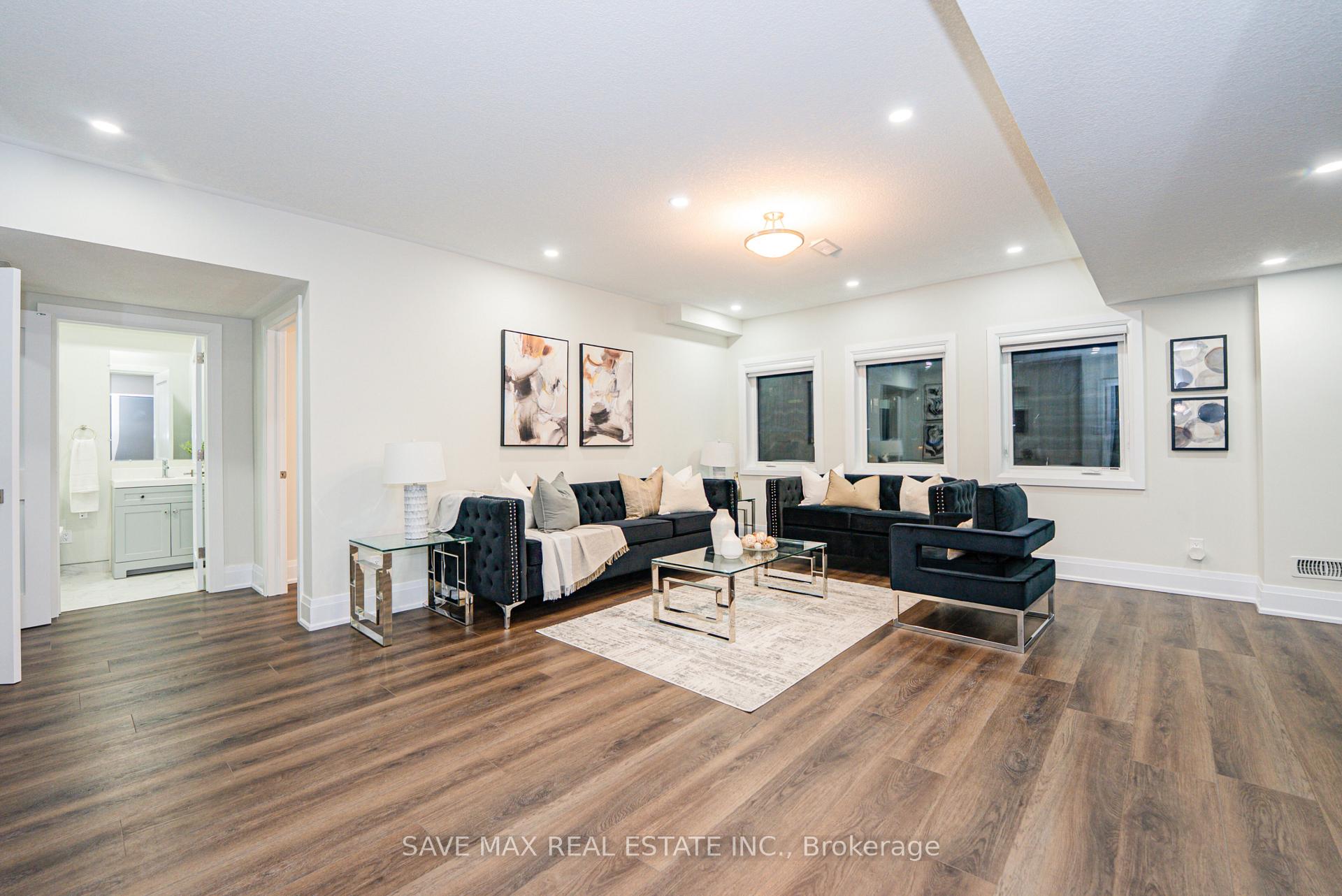 Photo 40 of 26 Falconridge Drive, Kitchener — HOMEH