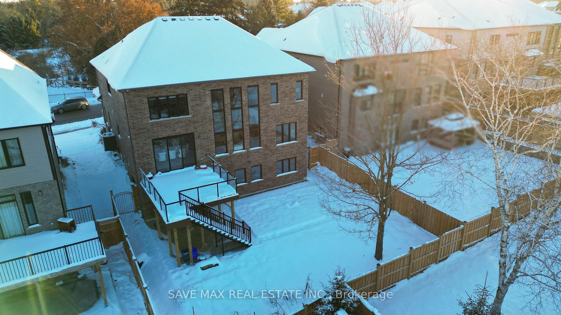 Photo 45 of 26 Falconridge Drive, Kitchener — HOMEH