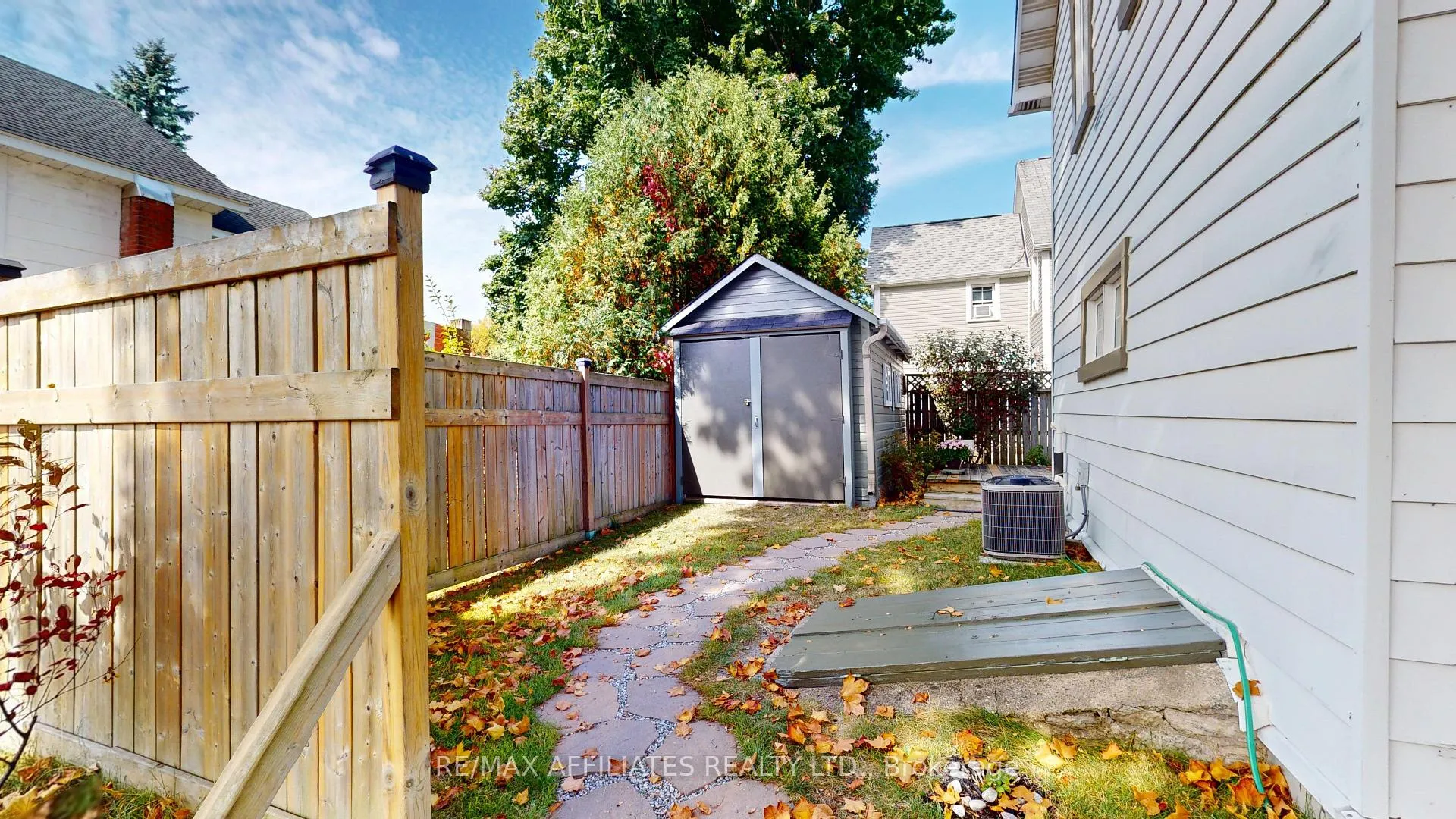 Photo 29 of 2 Daniel Street, Brockville — HOMEH