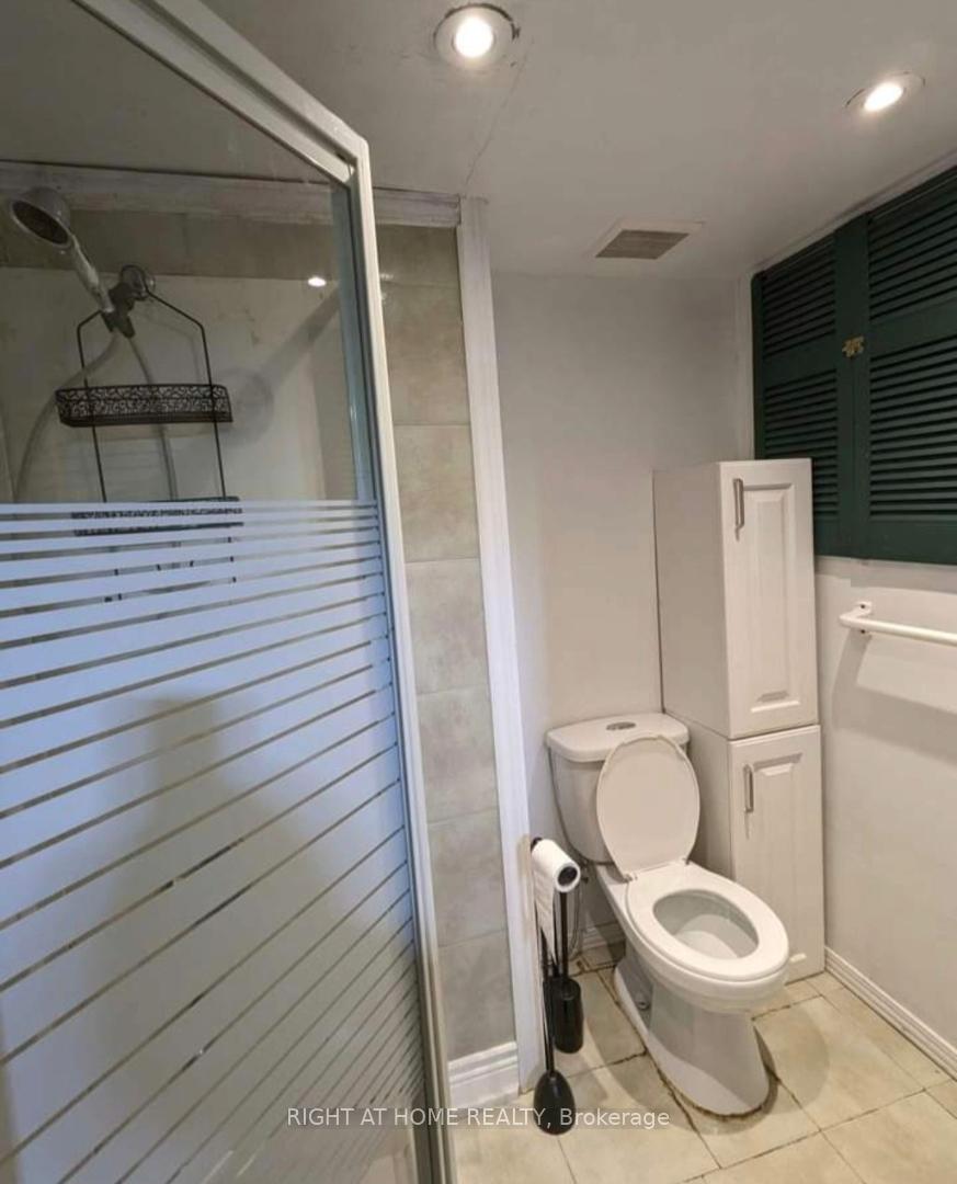 Photo 10 of Unit BSMT, 108 Bradstone Square, Scarborough, Malvern — HOMEH