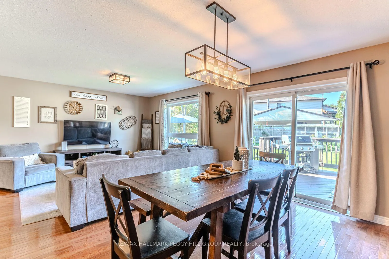 Photo 8 of 20 Rosemarie Drive, Oro-Medonte, Rural Oro-Medonte — HOMEH