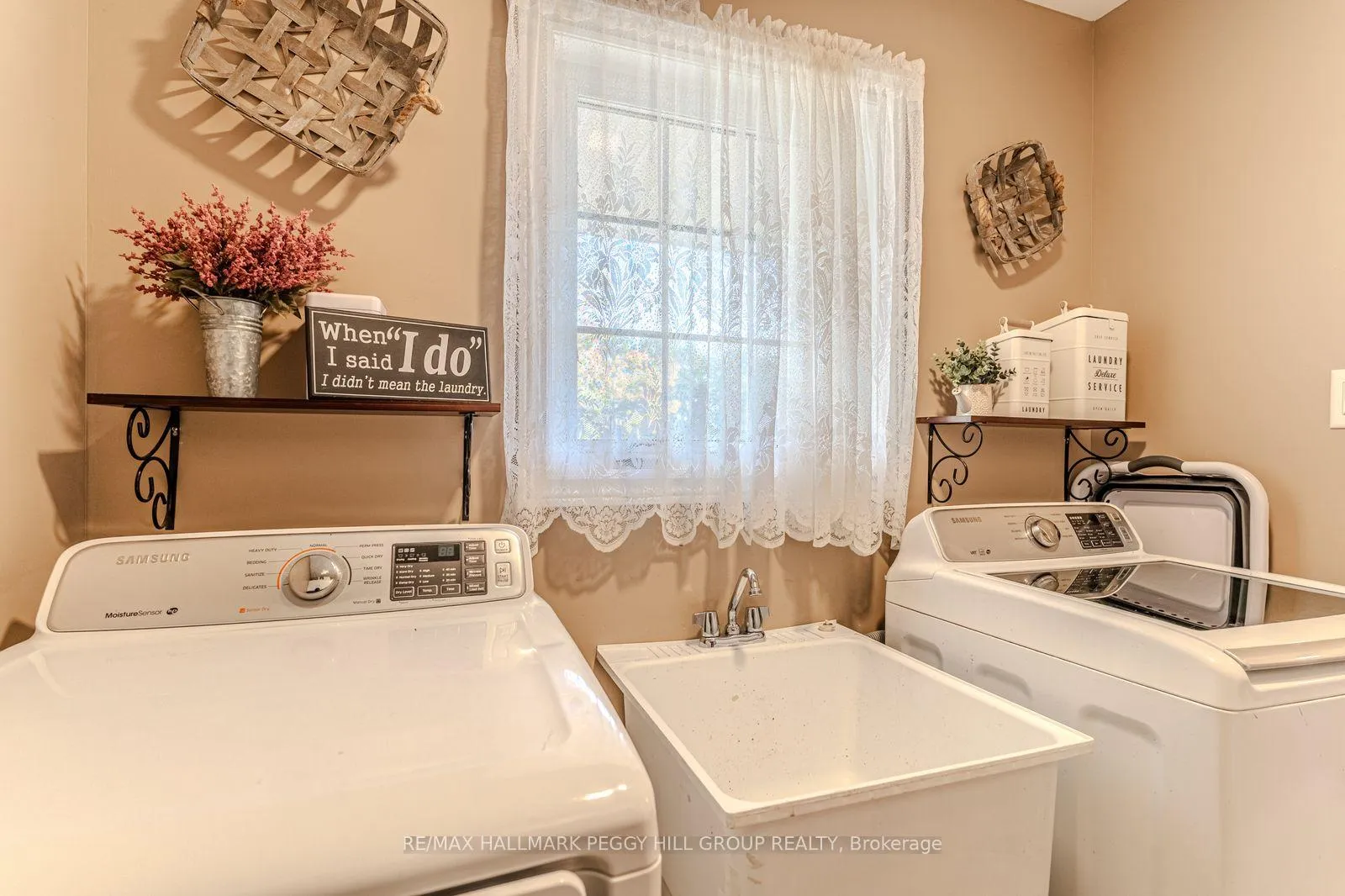 Photo 9 of 20 Rosemarie Drive, Oro-Medonte, Rural Oro-Medonte — HOMEH