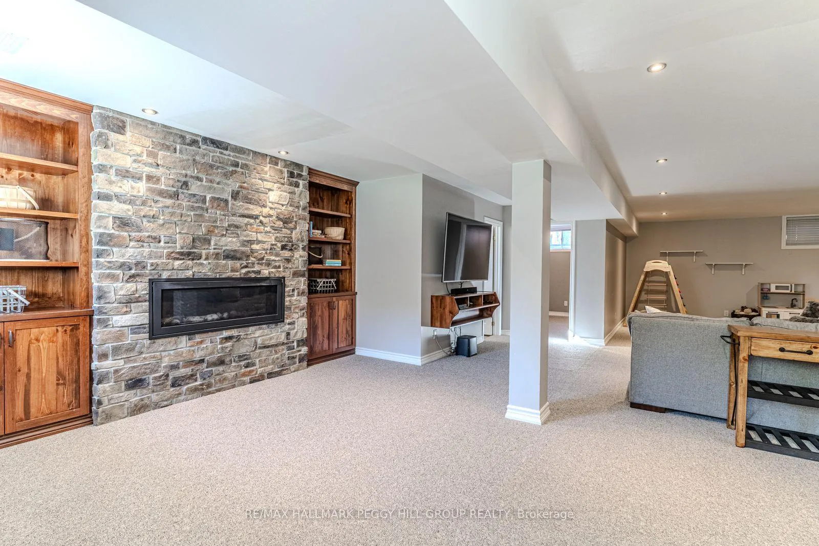Photo 17 of 20 Rosemarie Drive, Oro-Medonte, Rural Oro-Medonte — HOMEH