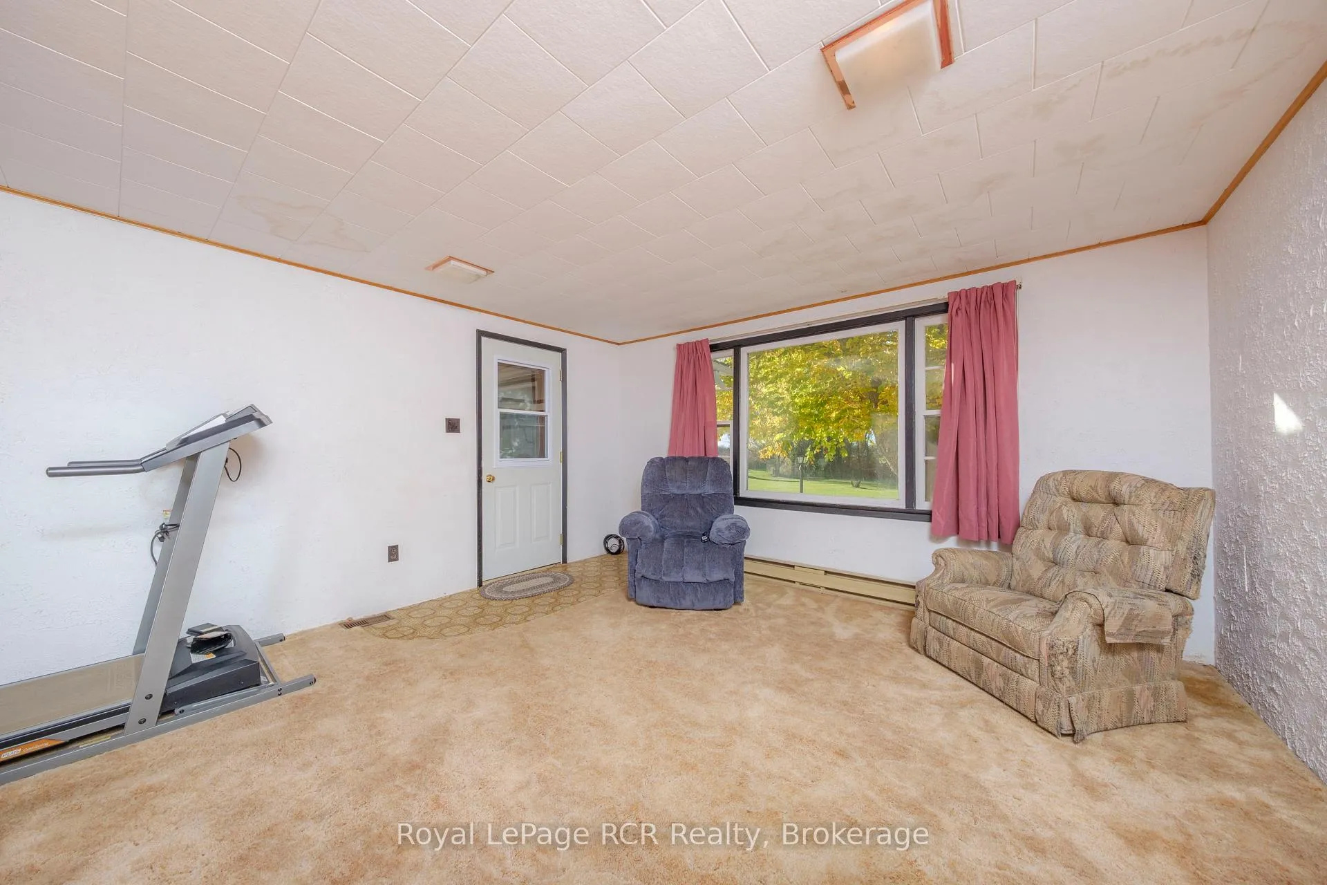Photo 17 of 2095 12 Concession, Huron-Kinloss — HOMEH
