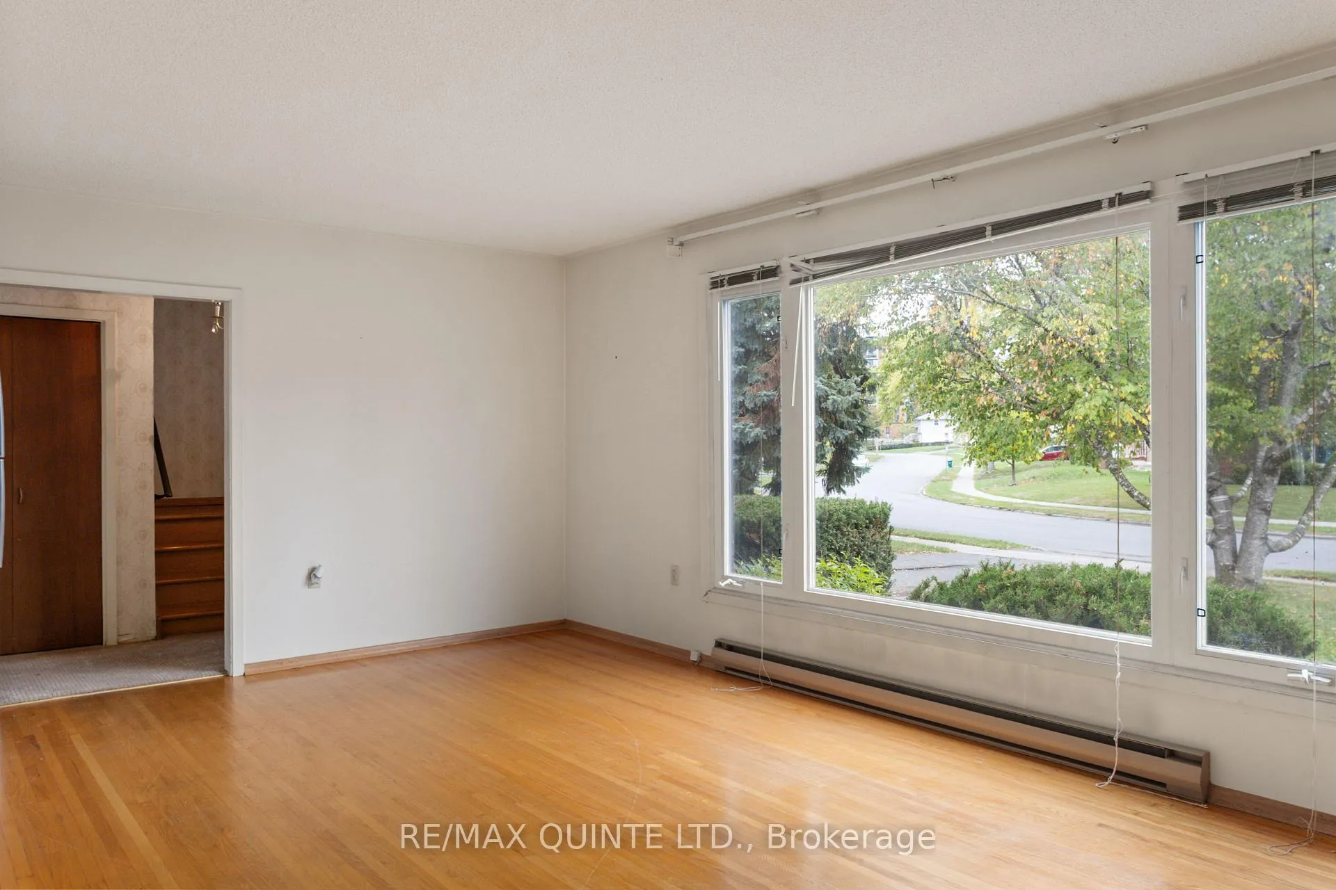 Photo 14 of 134 Hastings Drive, Belleville, Belleville Ward — HOMEH