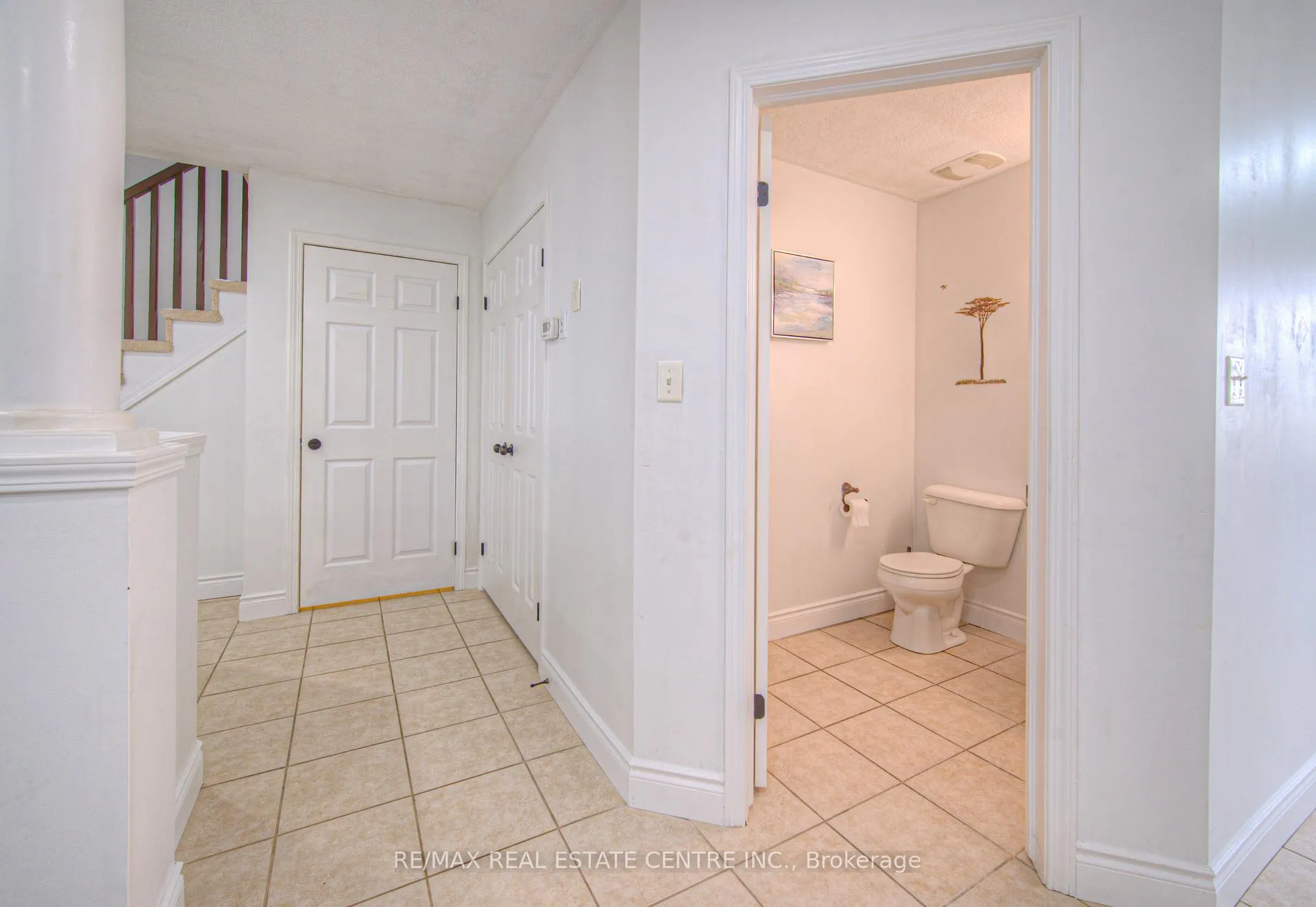 Photo 8 of 434 Woodbine Avenue, Kitchener — HOMEH