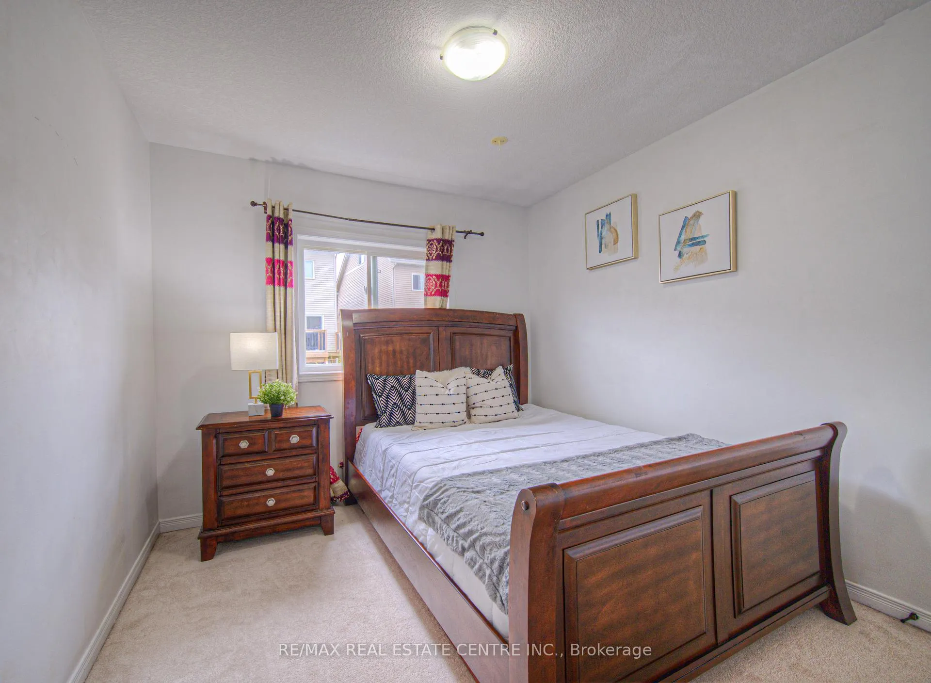 Photo 30 of 434 Woodbine Avenue, Kitchener — HOMEH