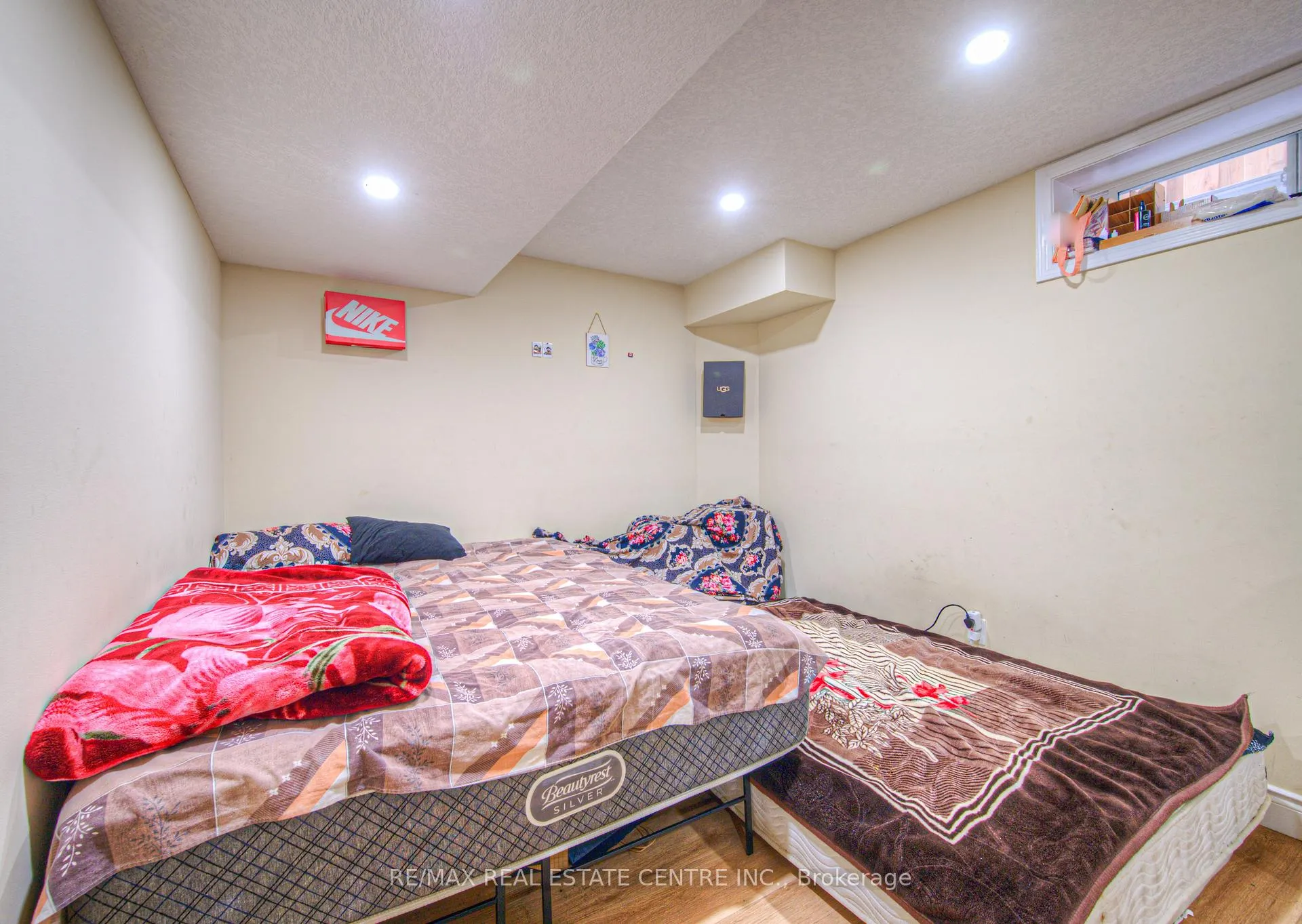 Photo 42 of 434 Woodbine Avenue, Kitchener — HOMEH
