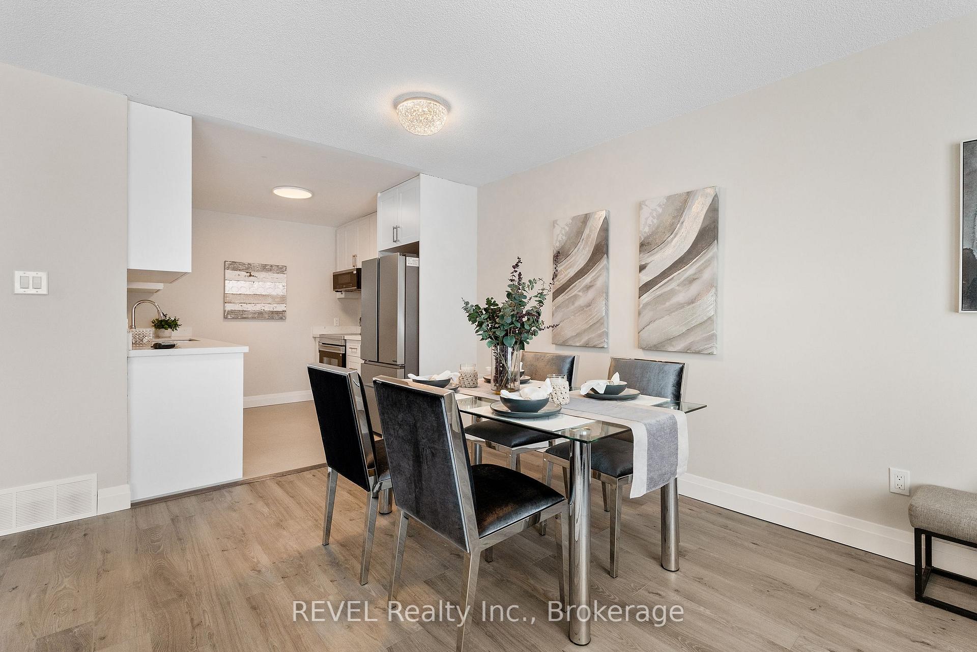 Photo 6 of 104 Bartlett Street, Thorold, Allanburg/Thorold South — HOMEH