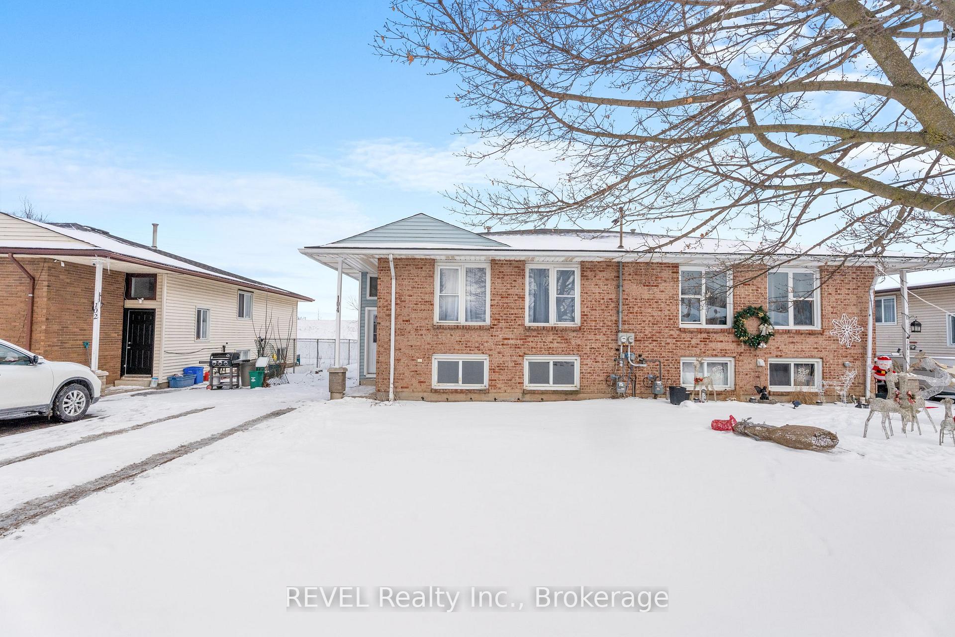 Photo 28 of 104 Bartlett Street, Thorold, Allanburg/Thorold South — HOMEH