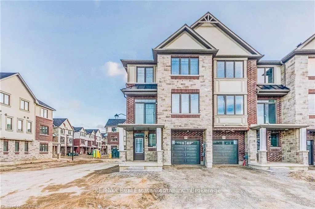 Photo 1 of 23 Dodman Crescent, Hamilton, Meadowlands — HOMEH