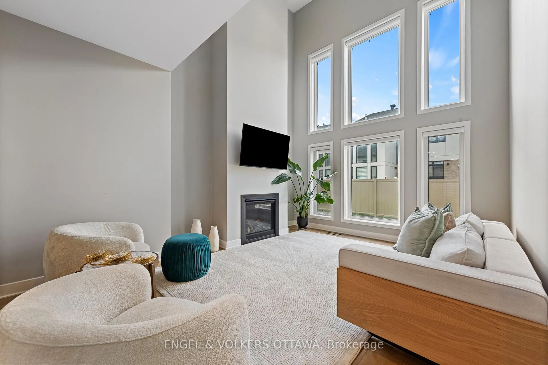 Photo 13 of 517 Cobra Crescent, Ottawa, Kanata - Emerald Meadows/Trailwest — HOMEH
