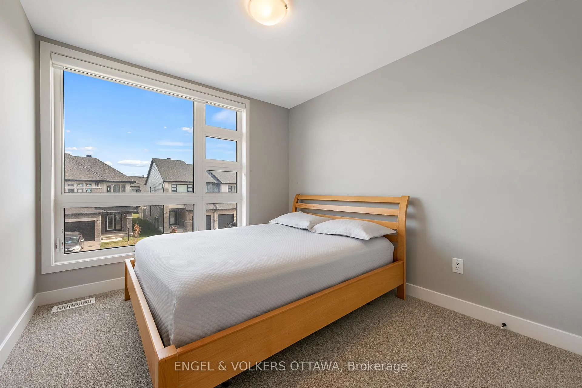Photo 24 of 517 Cobra Crescent, Ottawa, Kanata - Emerald Meadows/Trailwest — HOMEH