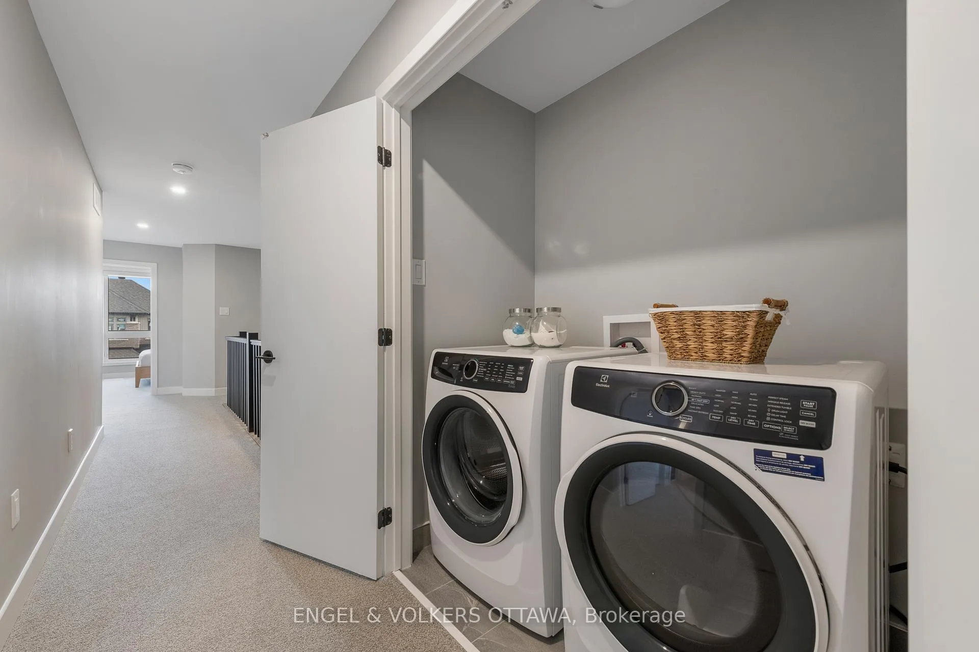 Photo 28 of 517 Cobra Crescent, Ottawa, Kanata - Emerald Meadows/Trailwest — HOMEH