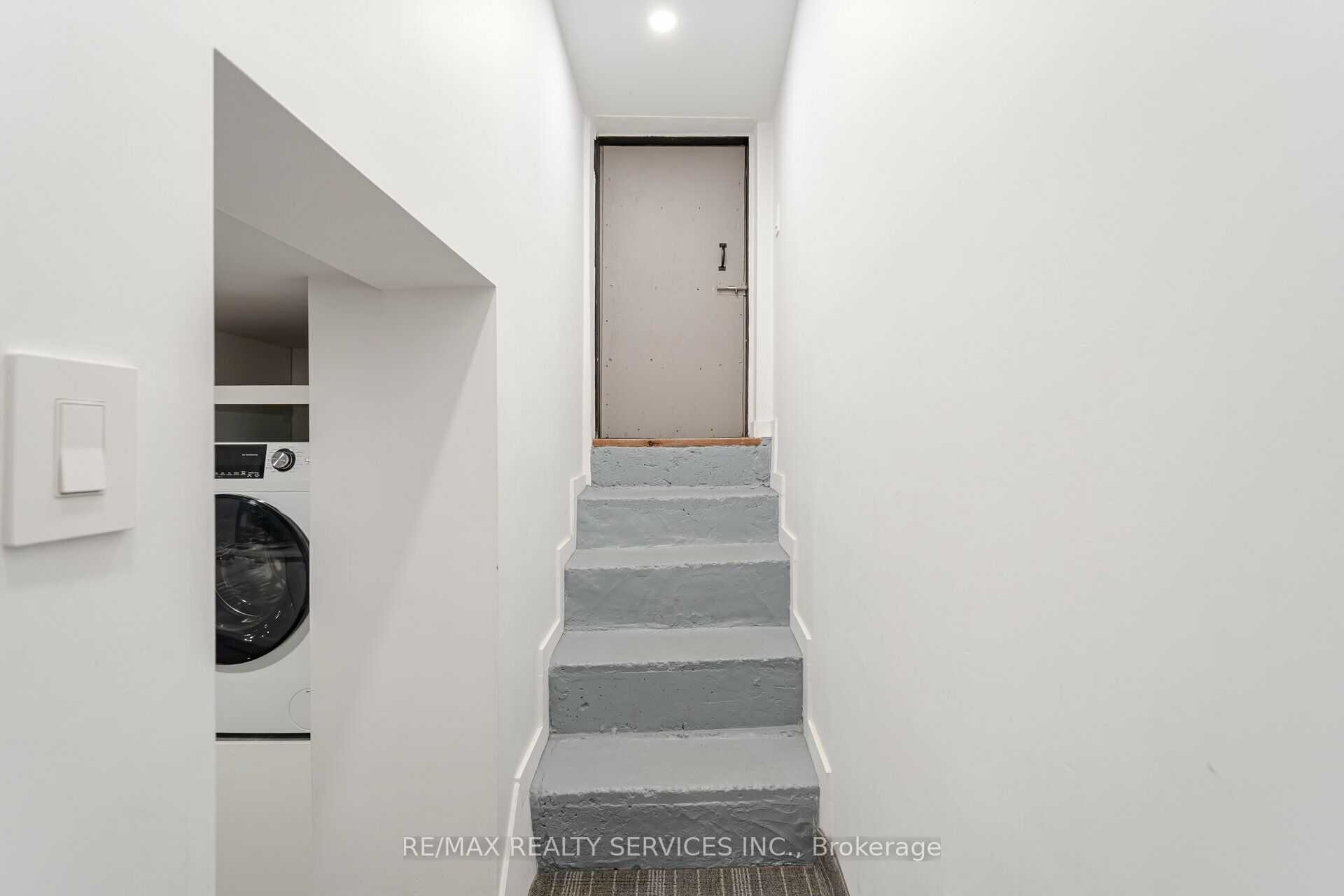 Photo 72 of 84 Clinton Street, Hamilton, Stipley — HOMEH