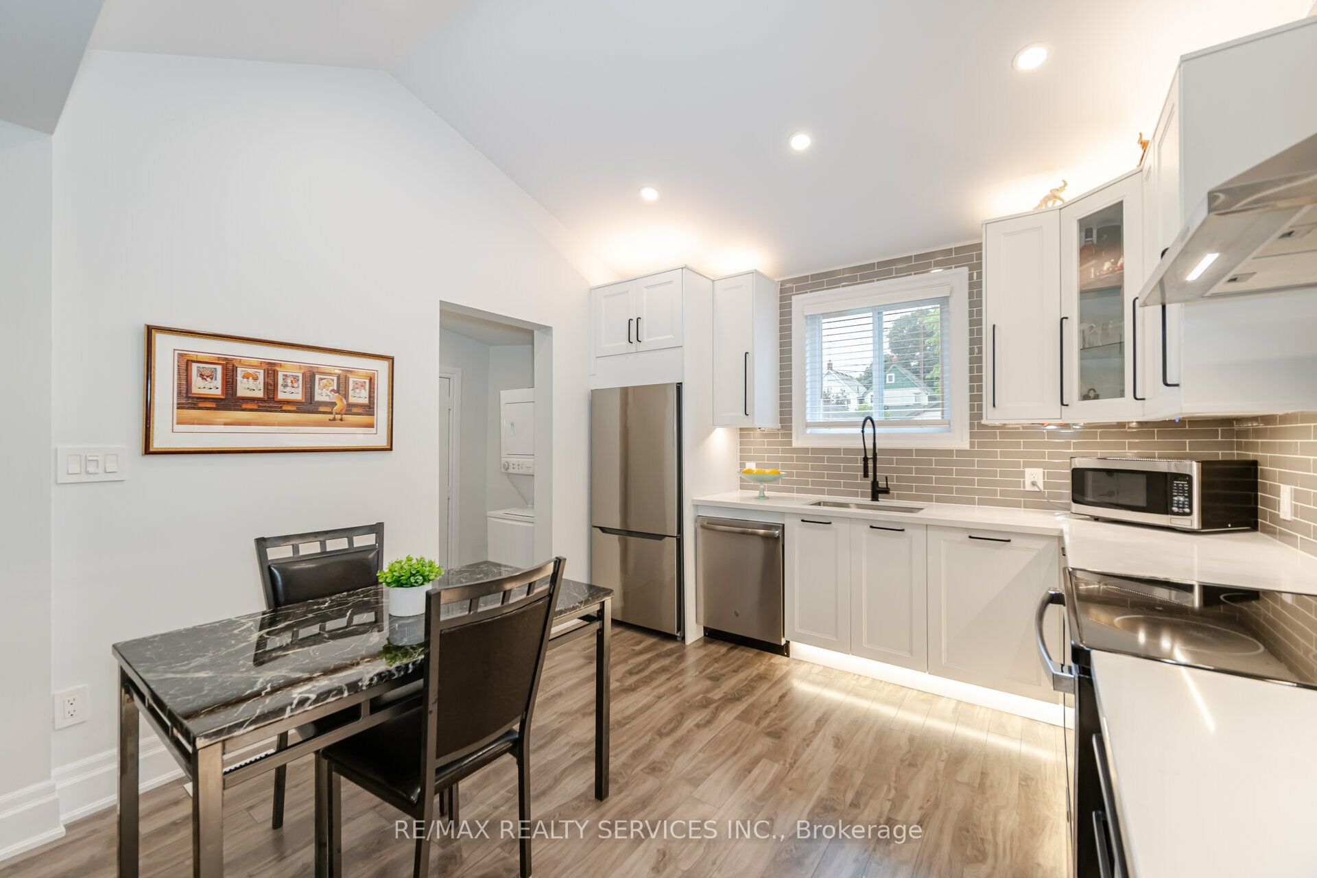 Photo 49 of 84 Clinton Street, Hamilton, Stipley — HOMEH