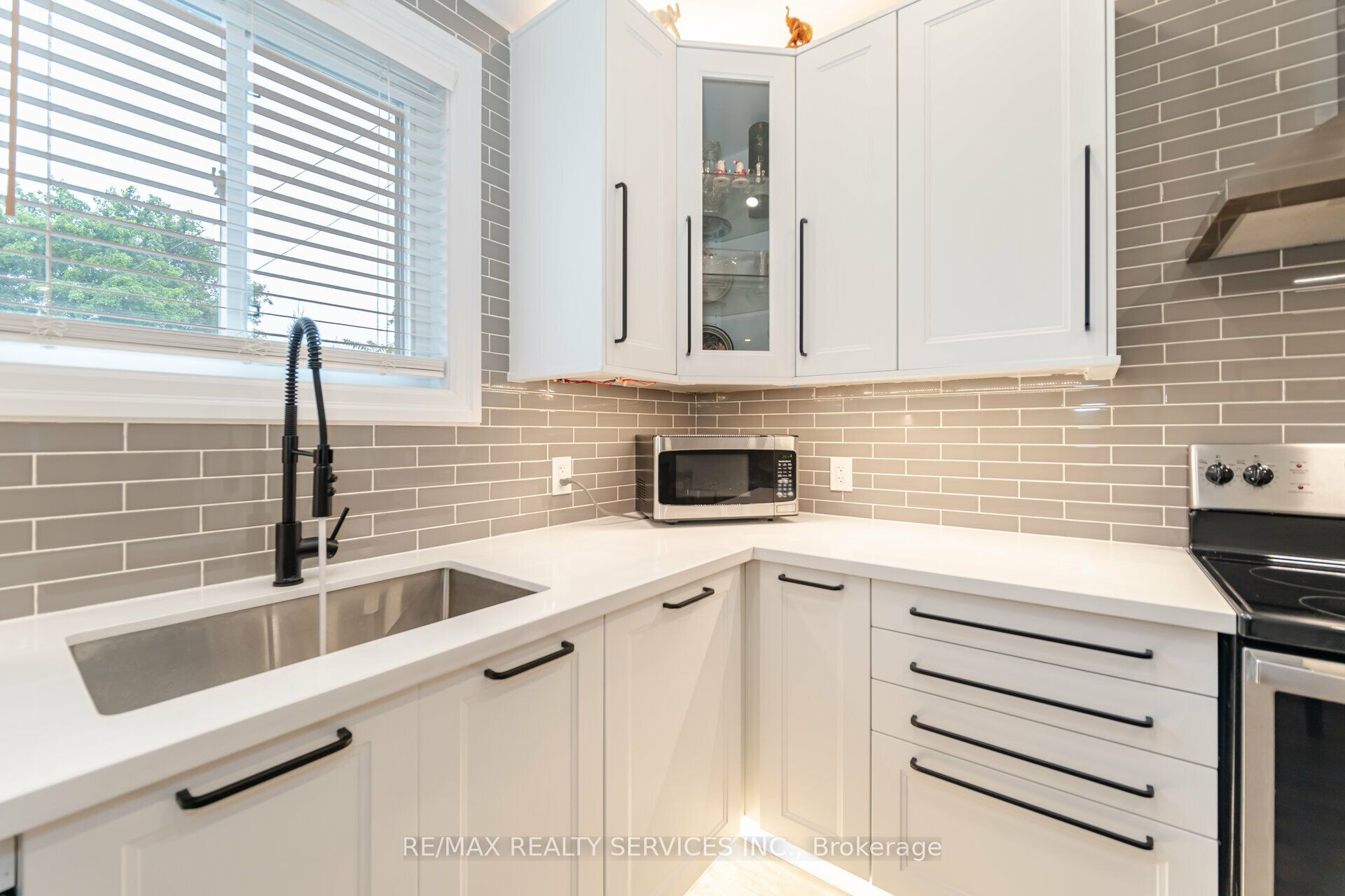 Photo 50 of 84 Clinton Street, Hamilton, Stipley — HOMEH