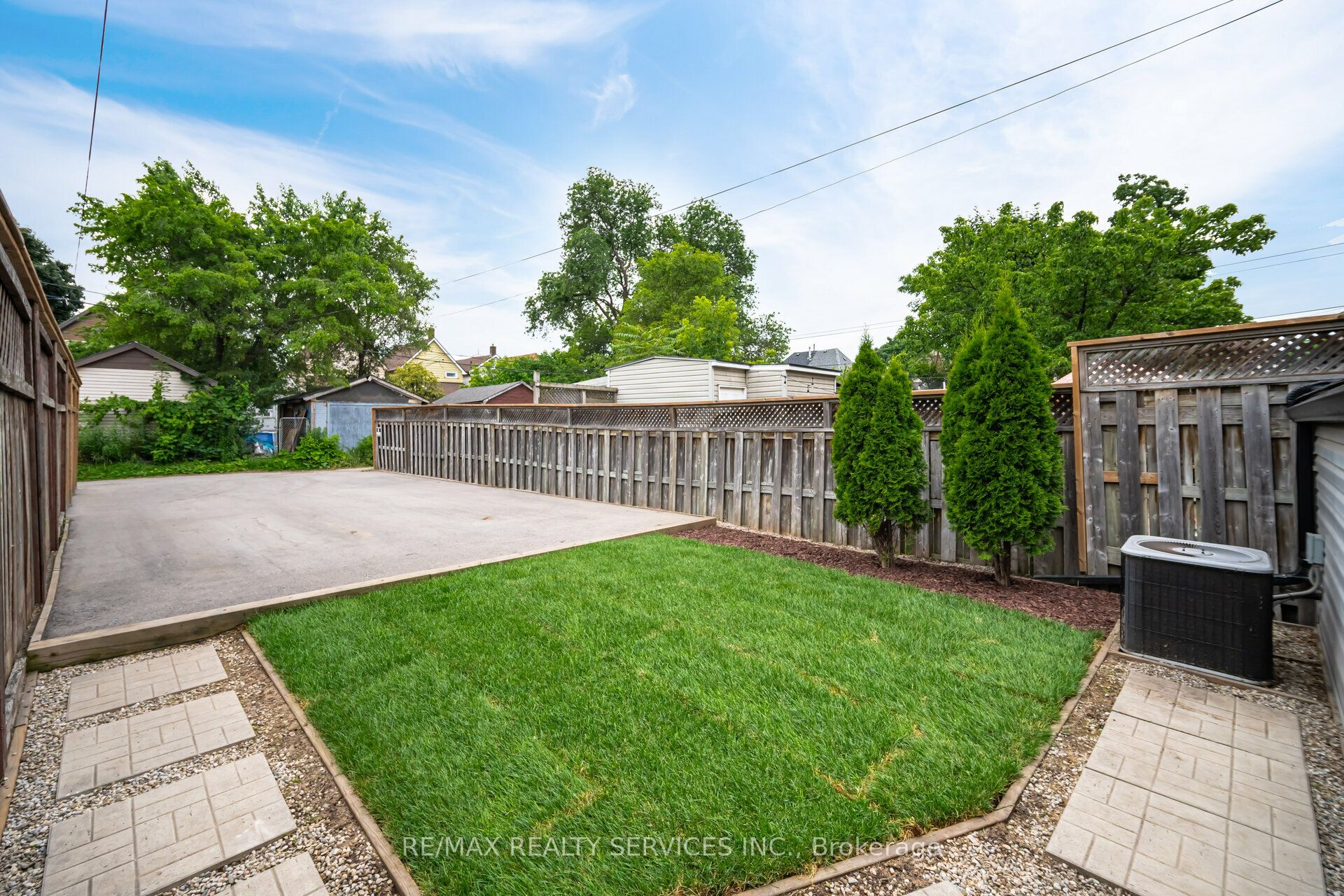 Photo 74 of 84 Clinton Street, Hamilton, Stipley — HOMEH