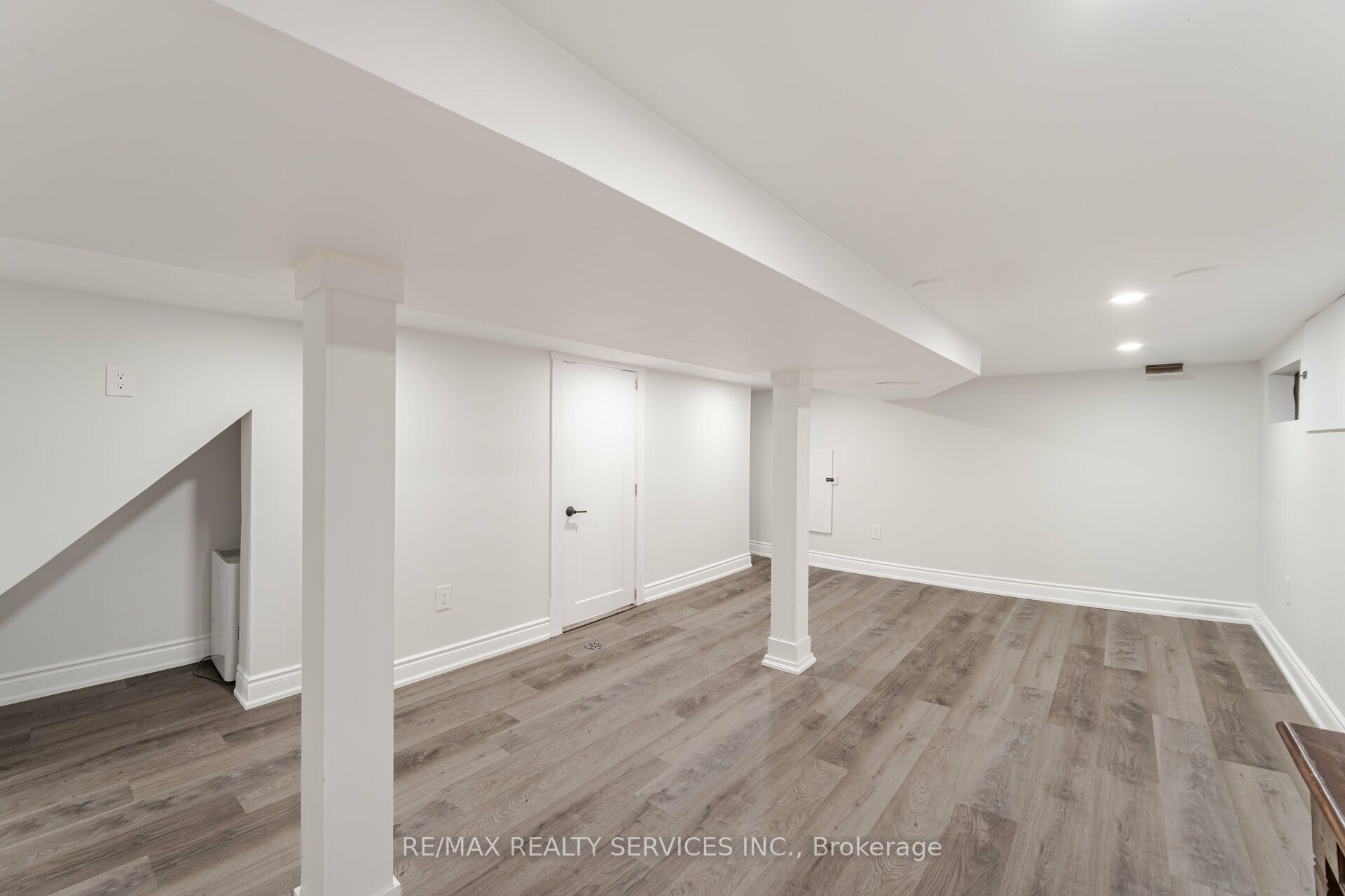 Photo 65 of 84 Clinton Street, Hamilton, Stipley — HOMEH