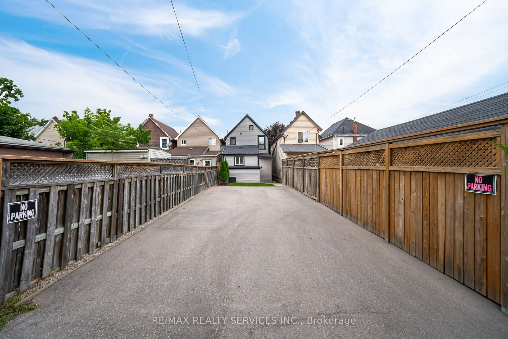 Photo 77 of 84 Clinton Street, Hamilton, Stipley — HOMEH