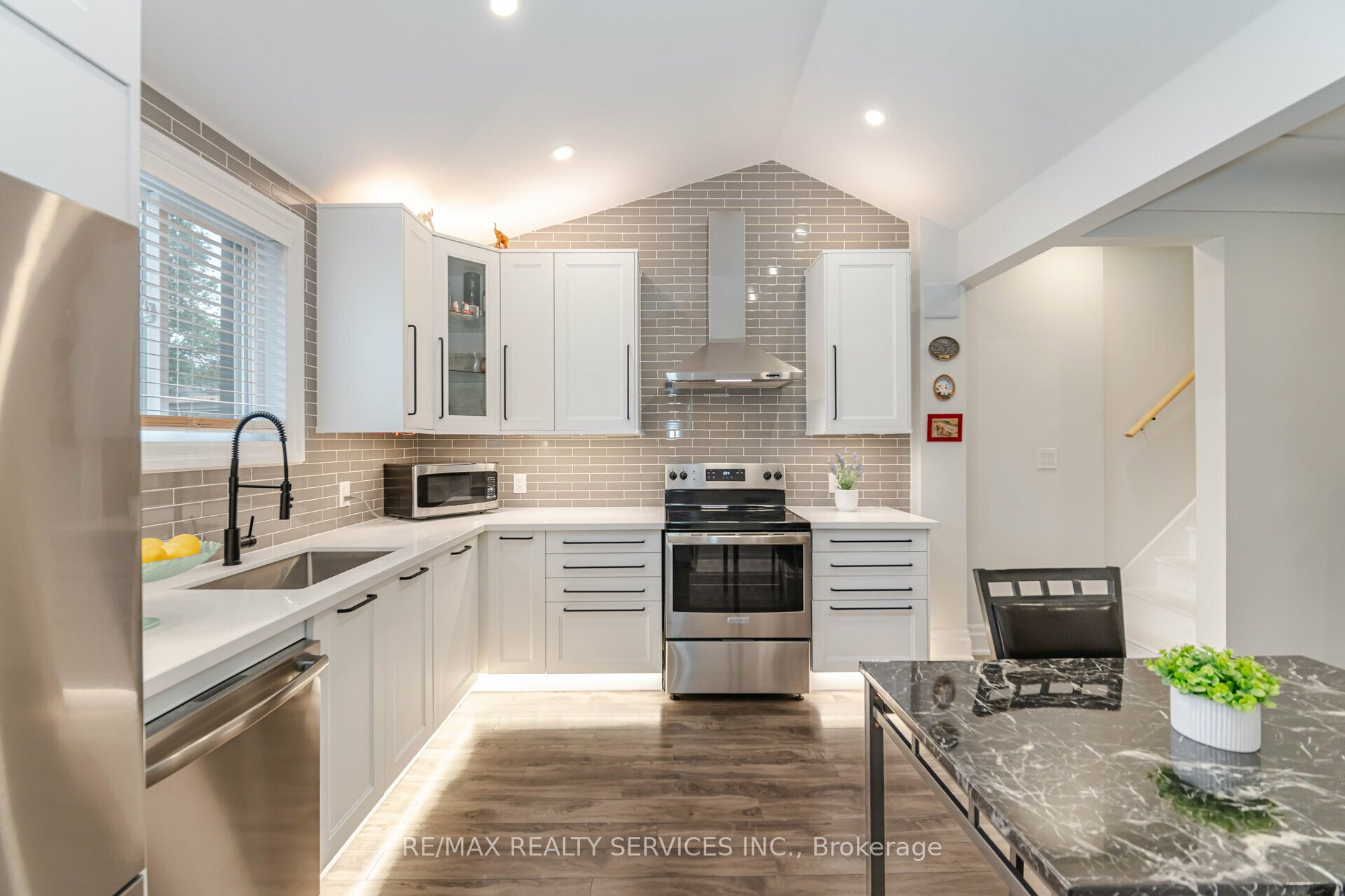 Photo 48 of 84 Clinton Street, Hamilton, Stipley — HOMEH