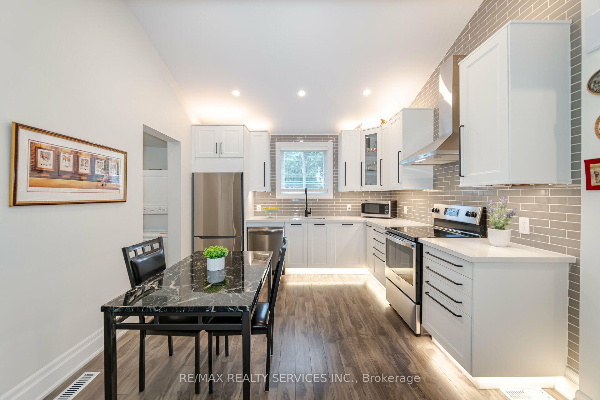 Photo 47 of 84 Clinton Street, Hamilton, Stipley — HOMEH