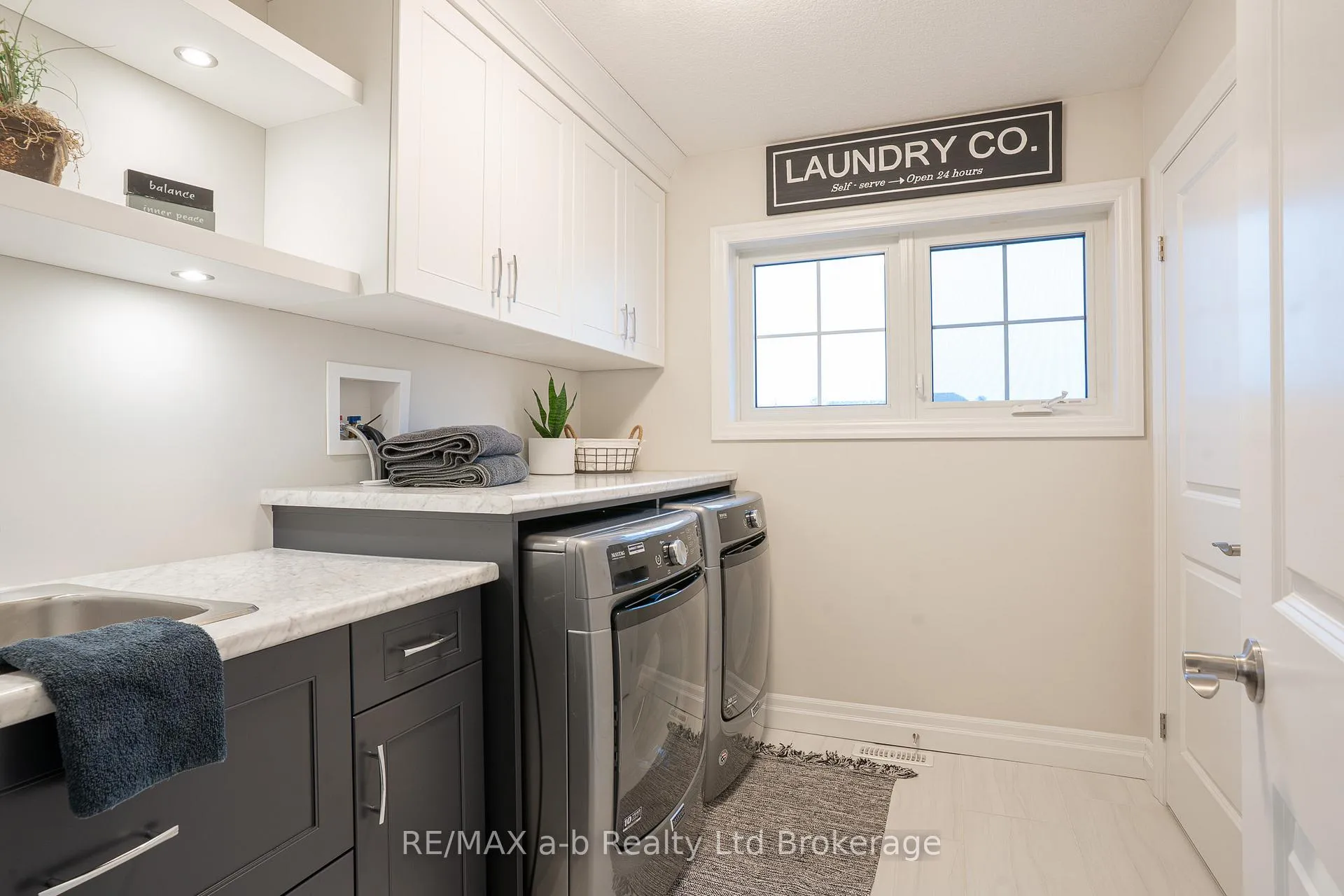 Photo 23 of 30 Brookside Lane, Tillsonburg — HOMEH