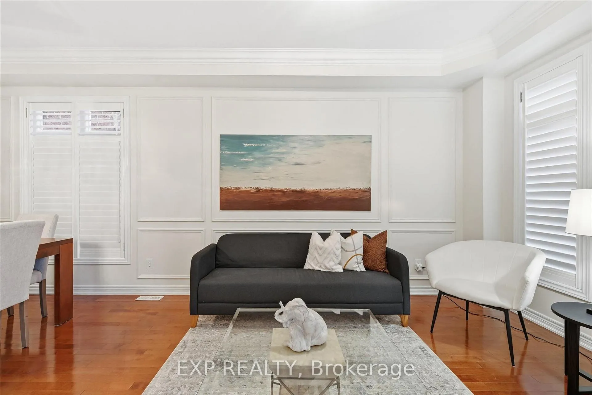 Photo 3 of 266 Admiral Drive, Oakville, Bronte — HOMEH