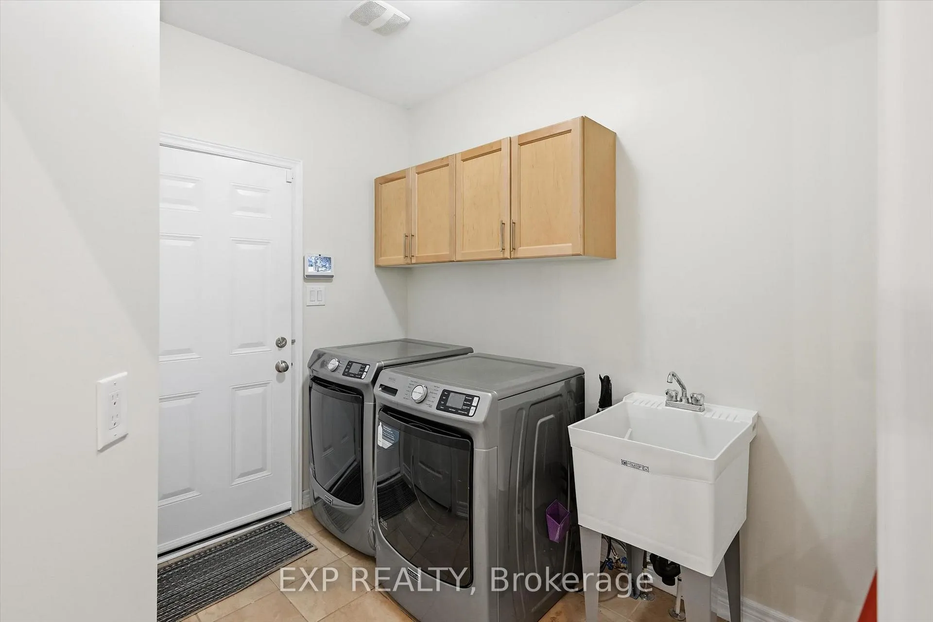 Photo 18 of 266 Admiral Drive, Oakville, Bronte — HOMEH