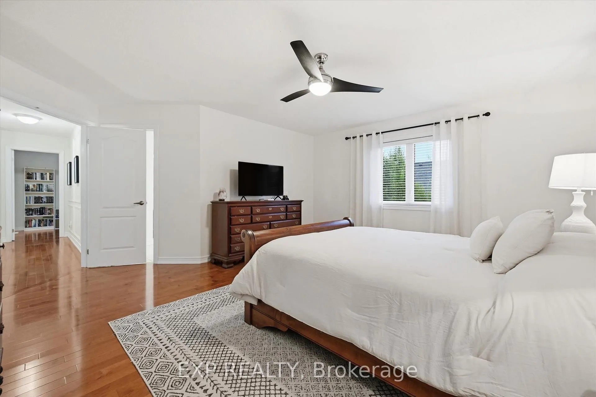 Photo 20 of 266 Admiral Drive, Oakville, Bronte — HOMEH