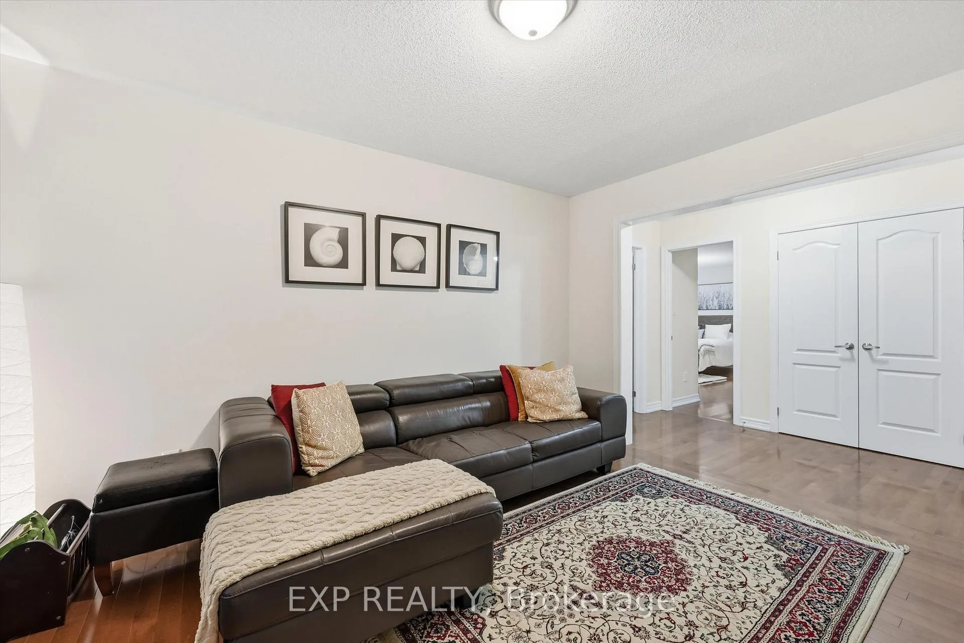 Photo 25 of 266 Admiral Drive, Oakville, Bronte — HOMEH