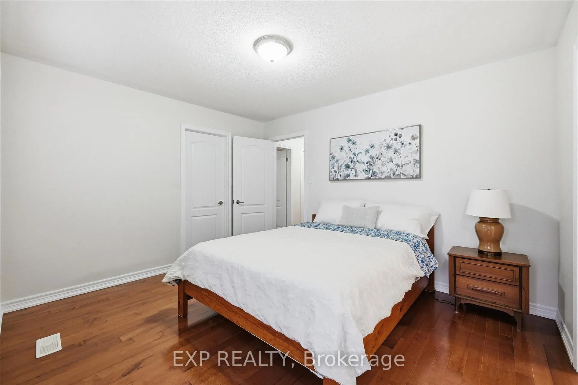 Photo 28 of 266 Admiral Drive, Oakville, Bronte — HOMEH