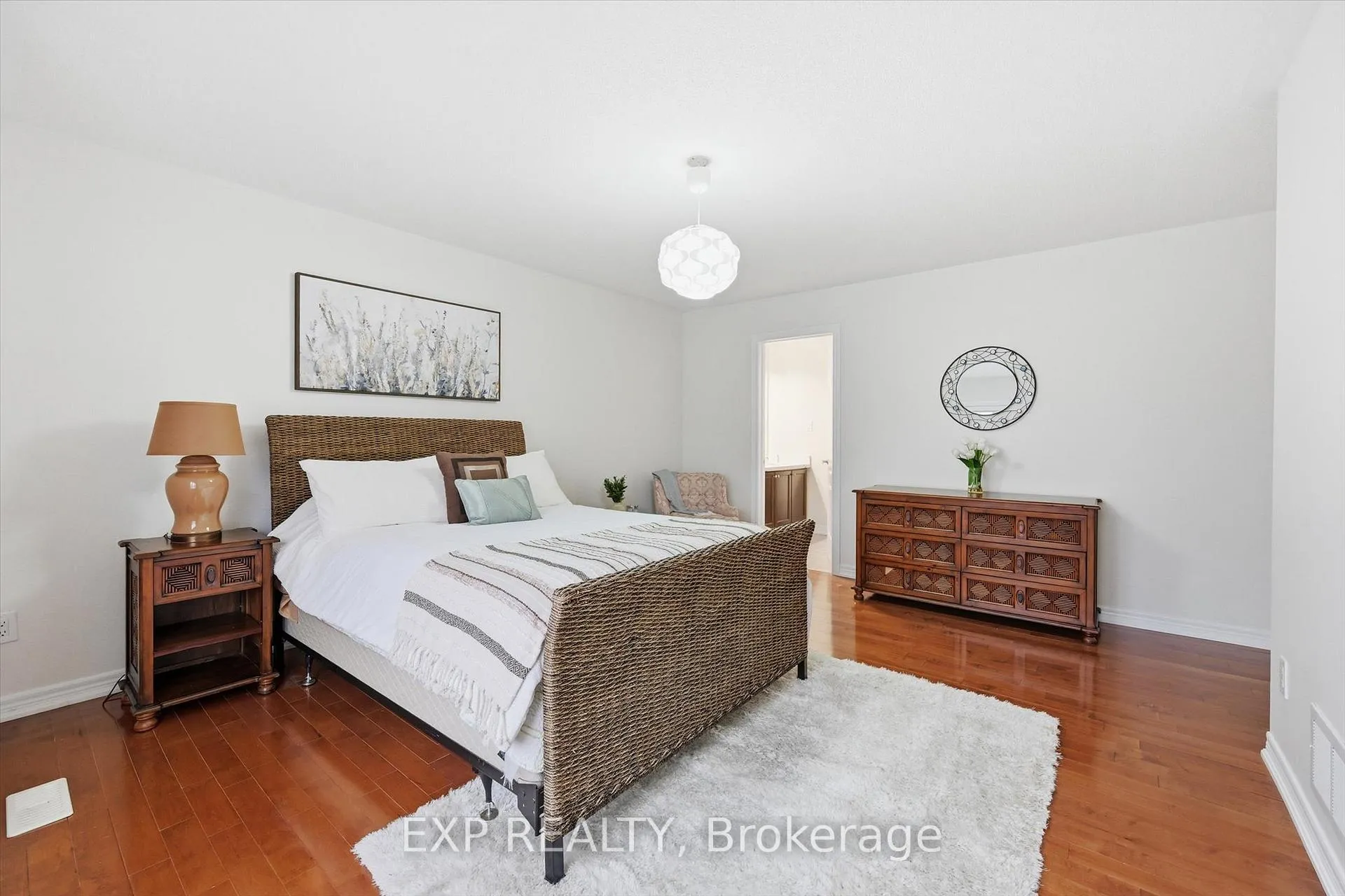 Photo 30 of 266 Admiral Drive, Oakville, Bronte — HOMEH