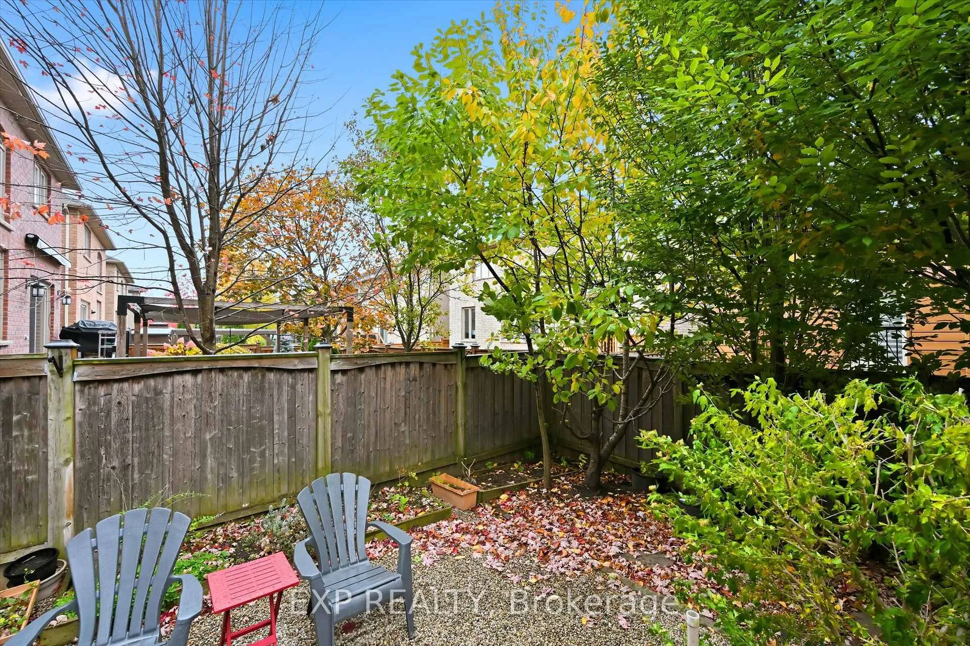 Photo 42 of 266 Admiral Drive, Oakville, Bronte — HOMEH