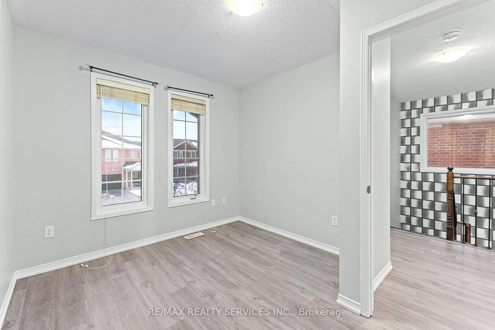 Photo 28 of 120 Bushmill Circle, Brampton, Fletcher's Meadow — HOMEH