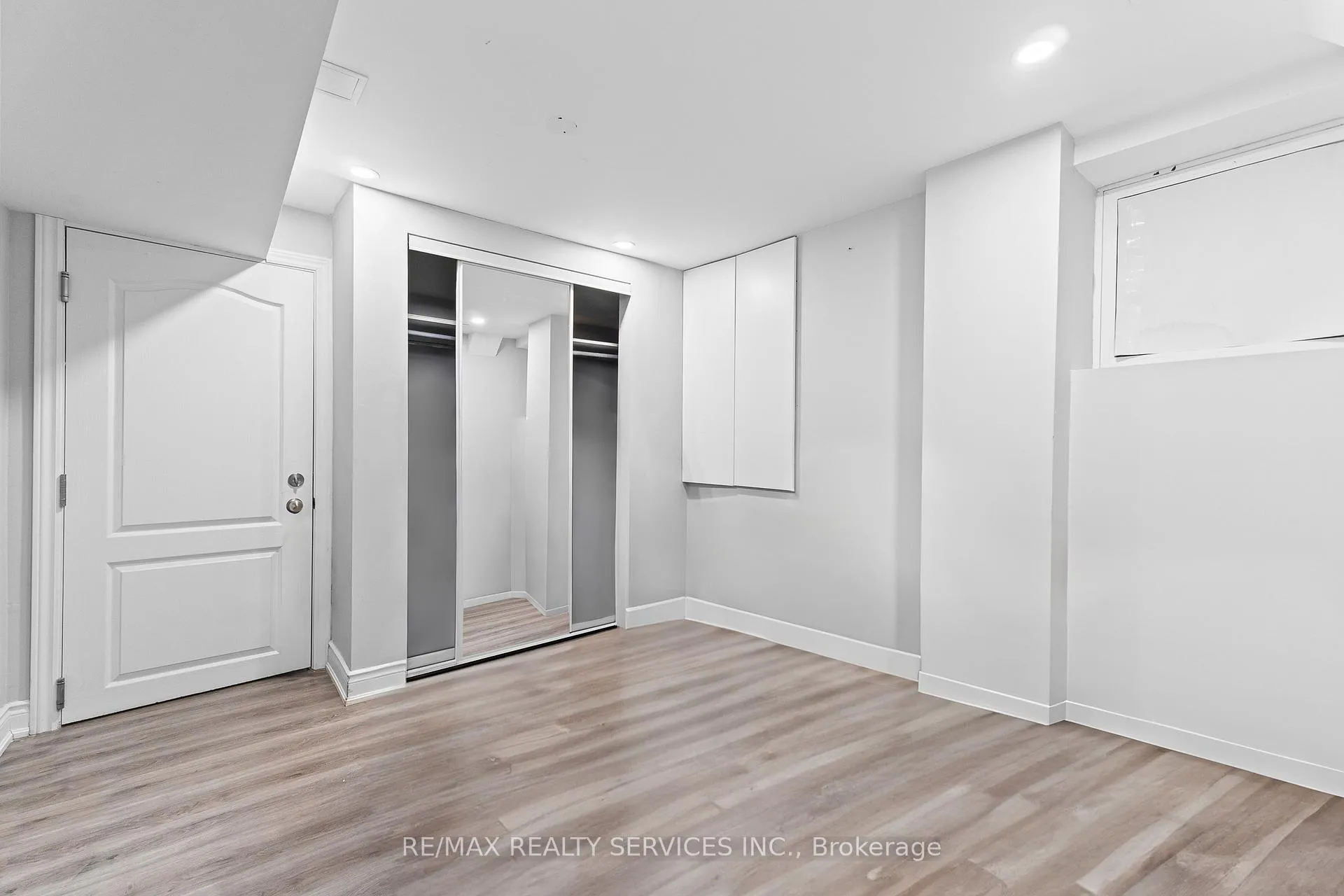 Photo 32 of 120 Bushmill Circle, Brampton, Fletcher's Meadow — HOMEH