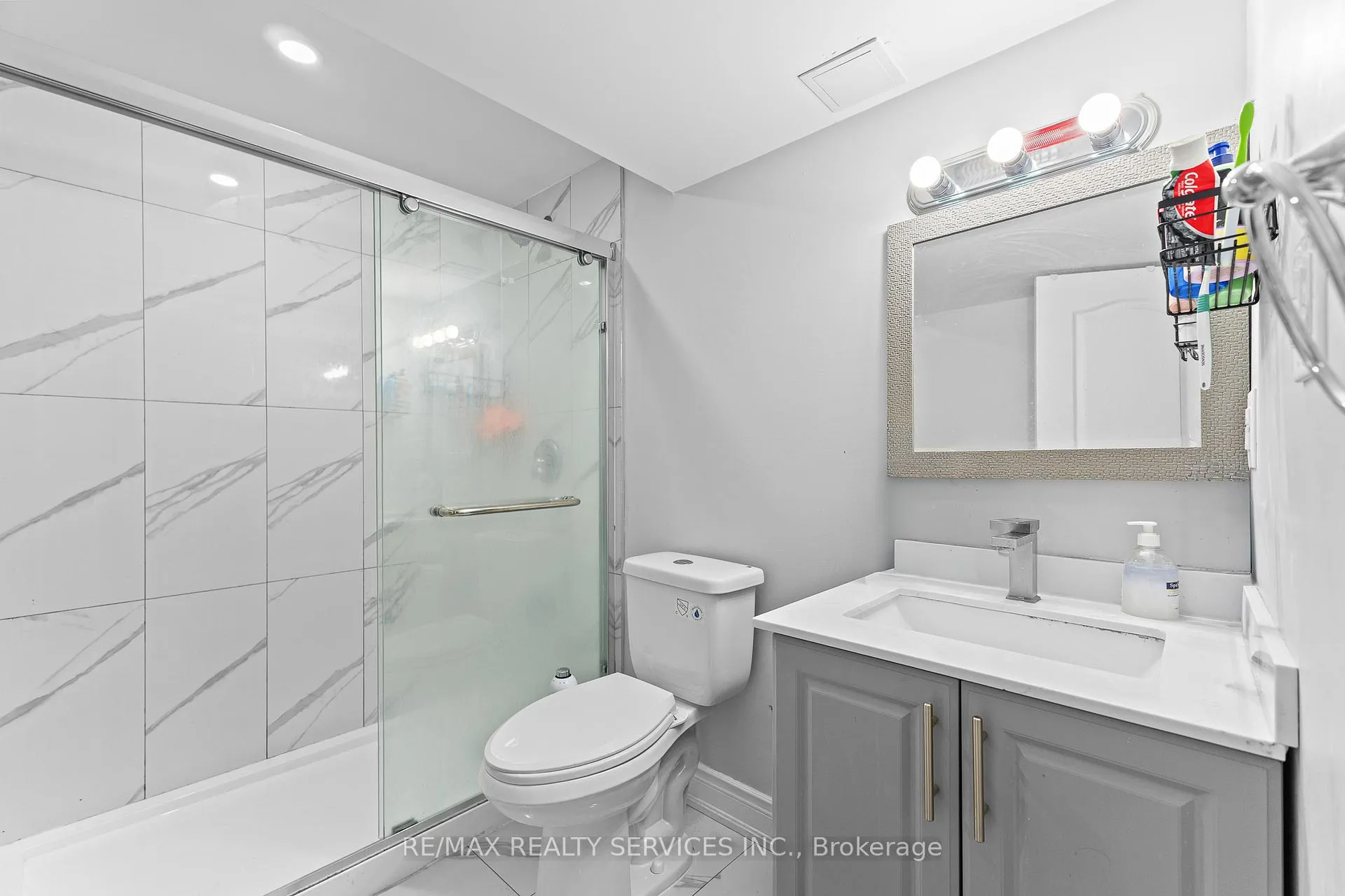 Photo 35 of 120 Bushmill Circle, Brampton, Fletcher's Meadow — HOMEH