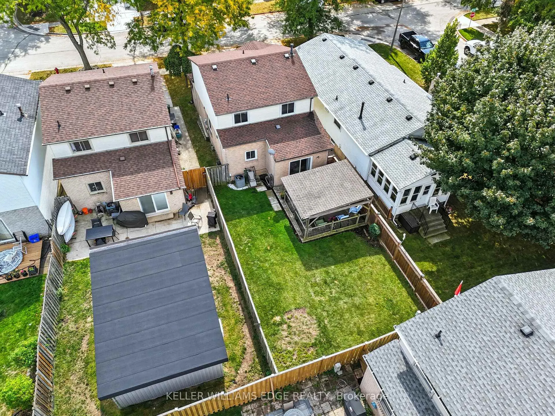 Photo 2 of 56 Muscot Drive, Hamilton, Stoney Creek Mountain — HOMEH