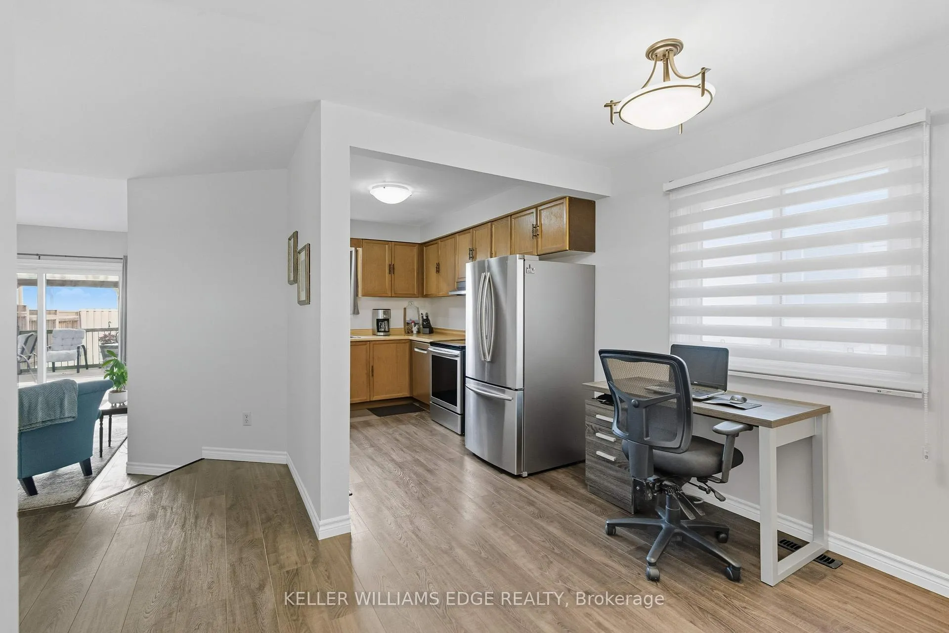 Photo 14 of 56 Muscot Drive, Hamilton, Stoney Creek Mountain — HOMEH