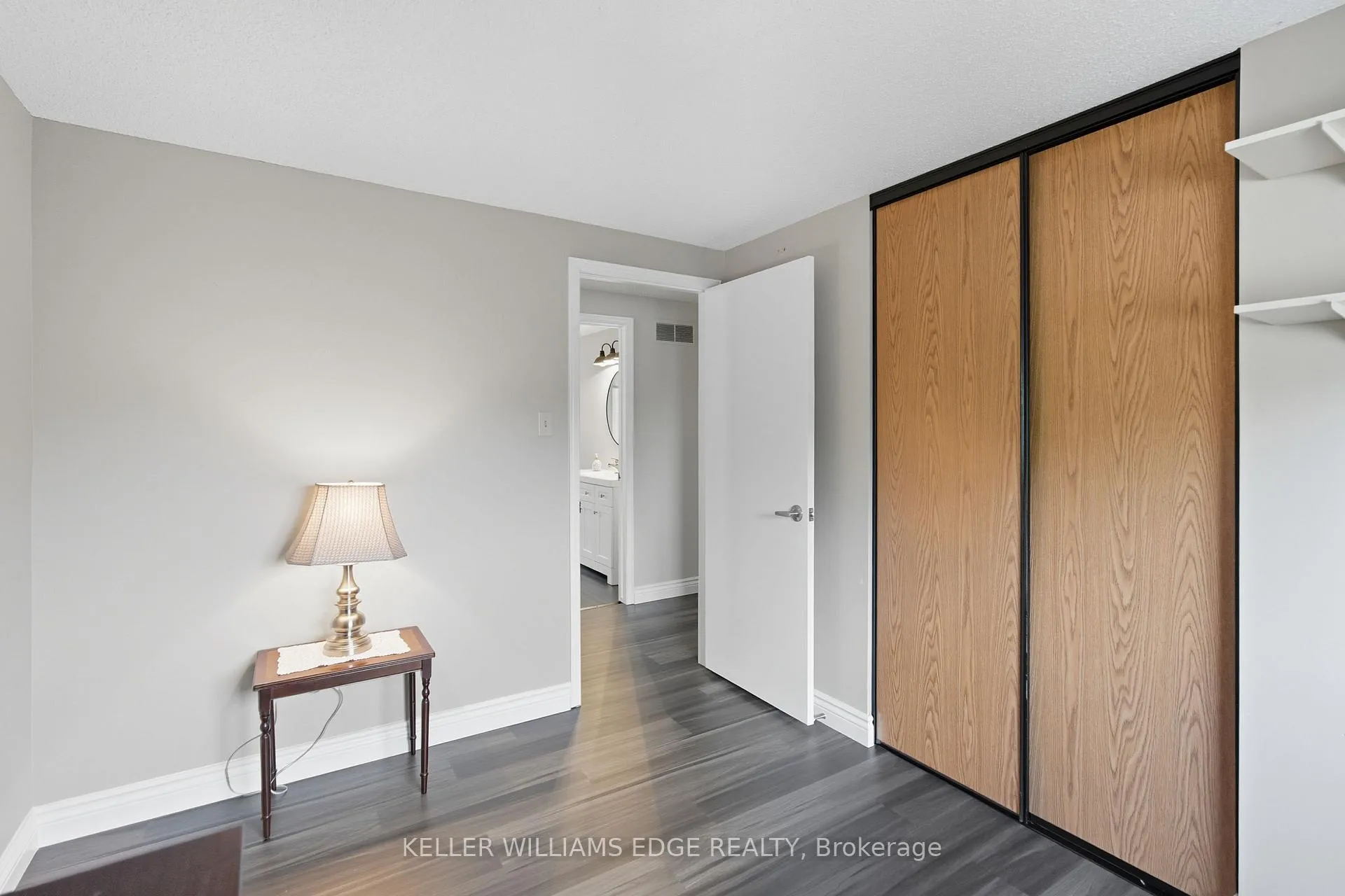 Photo 24 of 56 Muscot Drive, Hamilton, Stoney Creek Mountain — HOMEH