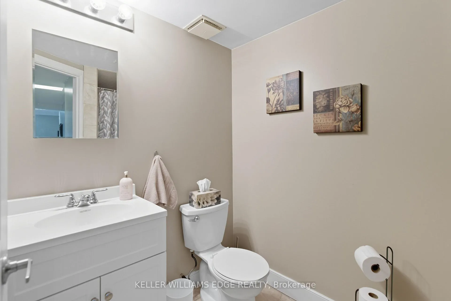 Photo 36 of 56 Muscot Drive, Hamilton, Stoney Creek Mountain — HOMEH