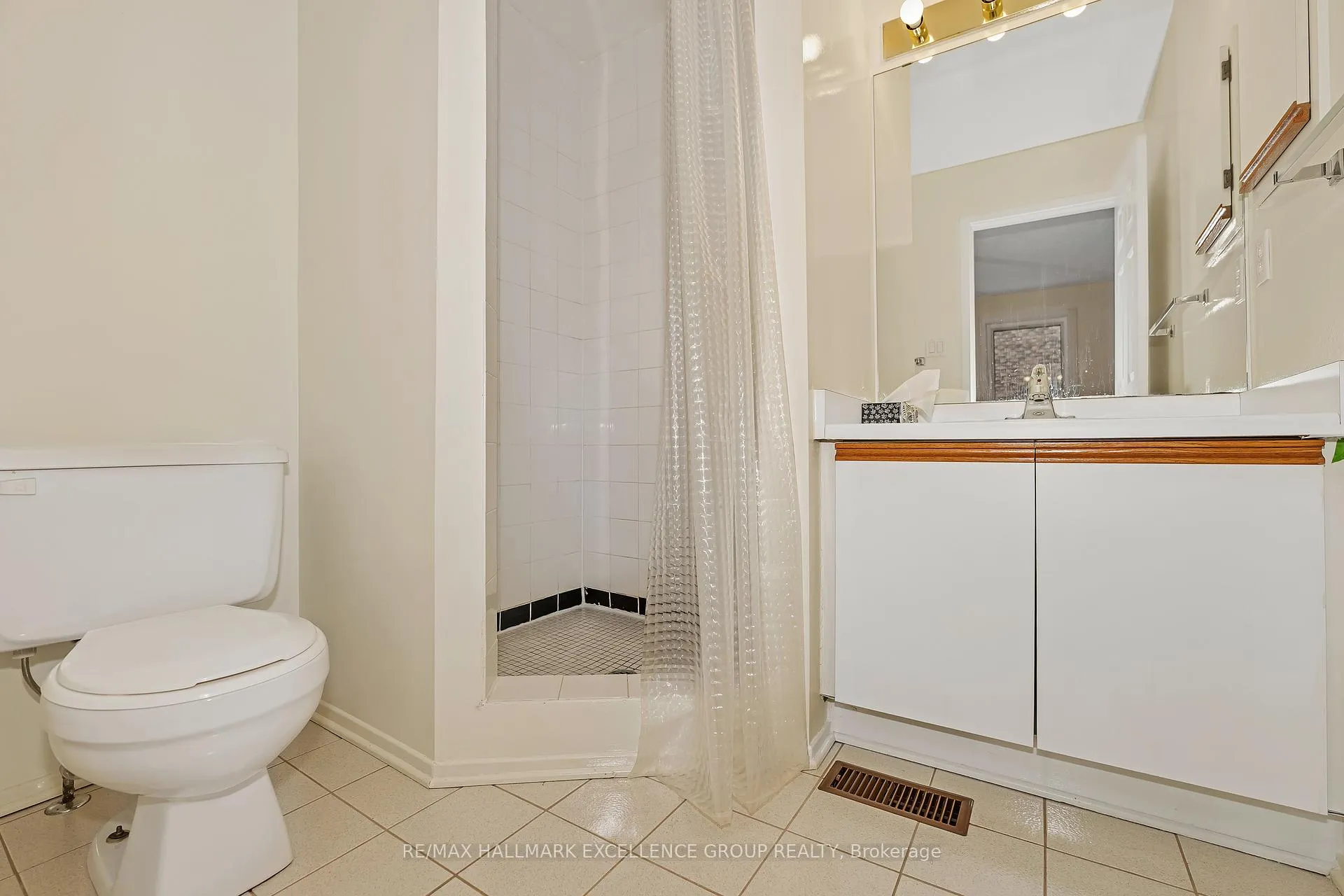 Photo 21 of Unit 67, 710 Coronation Avenue, Ottawa, Riverview Park — HOMEH