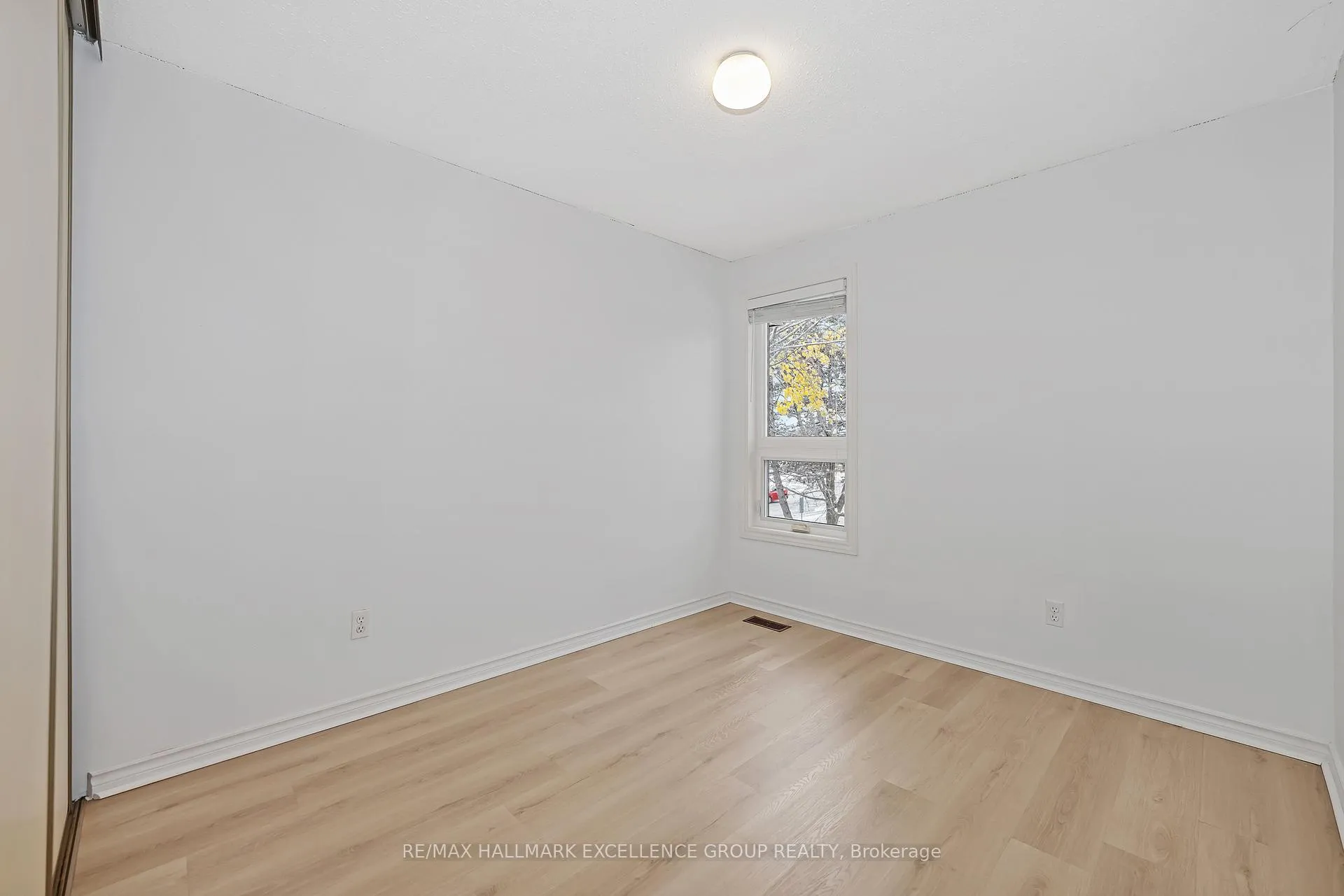 Photo 23 of Unit 67, 710 Coronation Avenue, Ottawa, Riverview Park — HOMEH